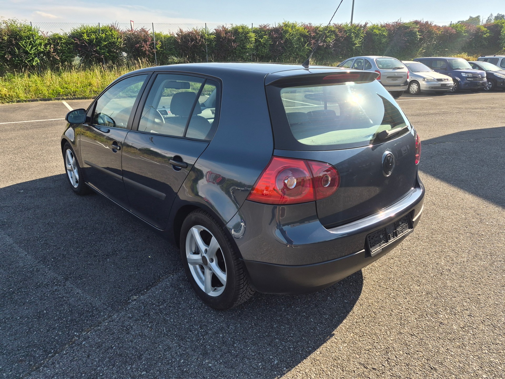 VW Golf 2.0 FSI Comfortline-image-4
