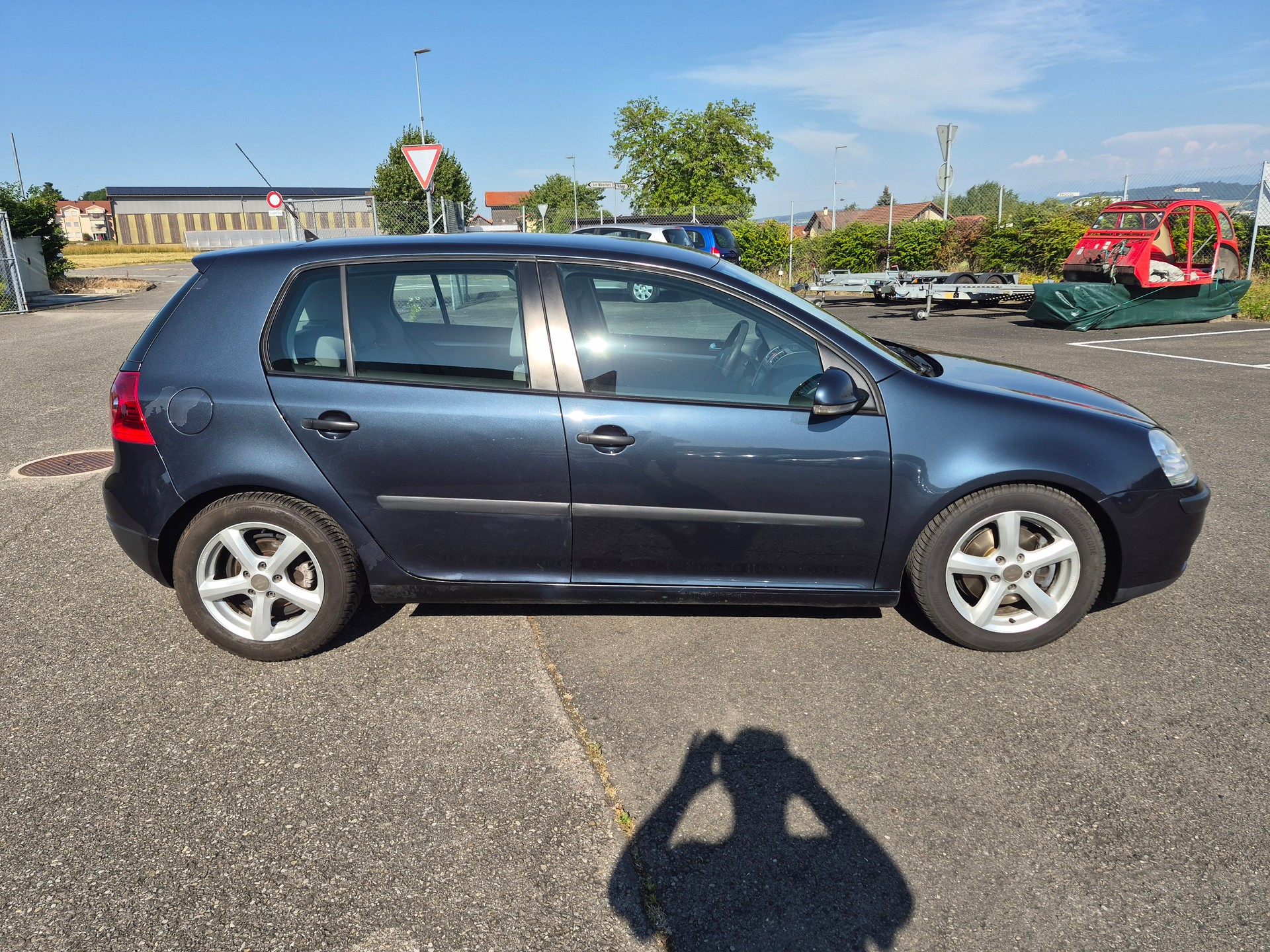 VW Golf 2.0 FSI Comfortline-image-2