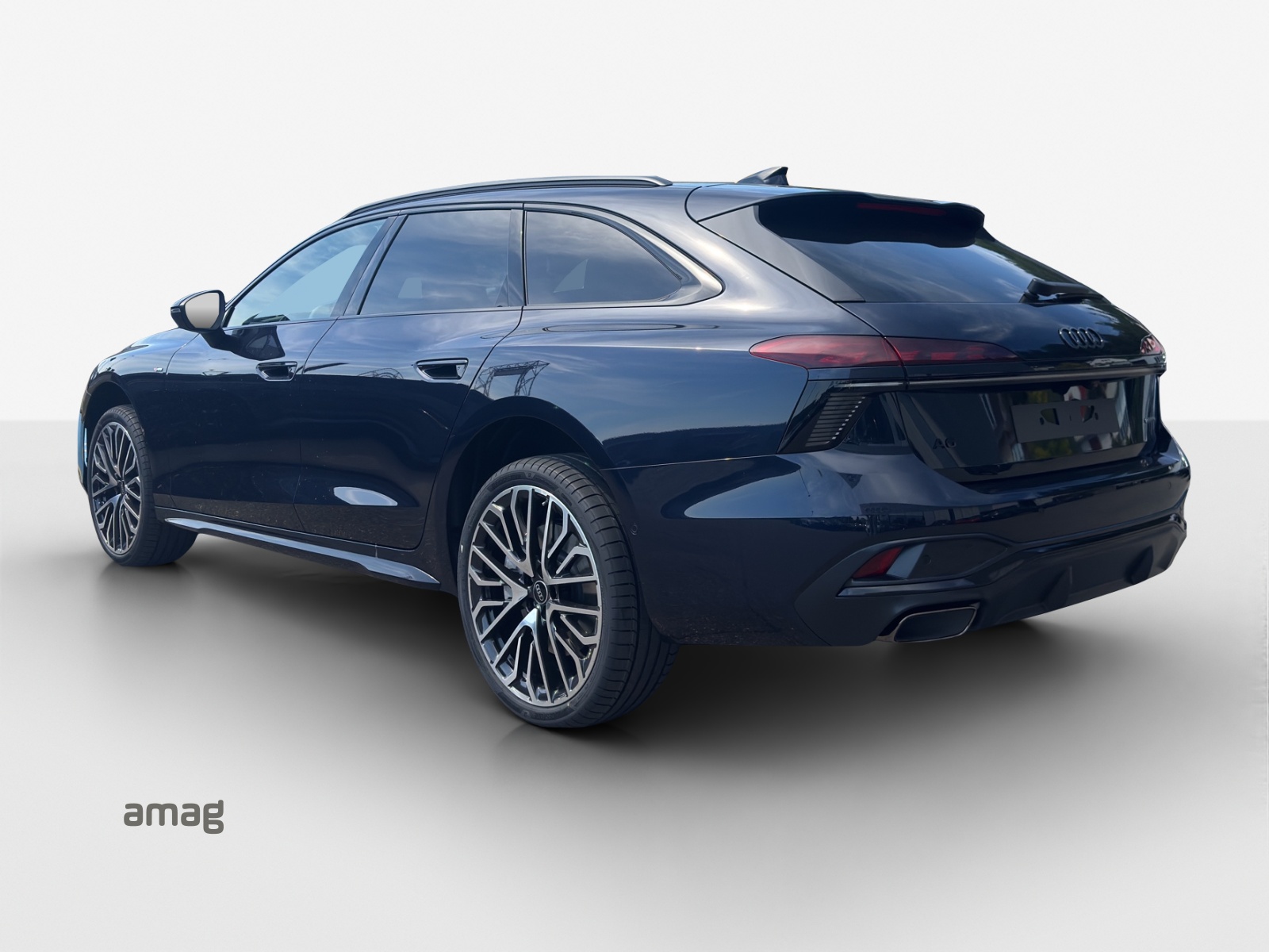 AUDI A6 Avant TFSI quattro 270 kW S tronic-image-2