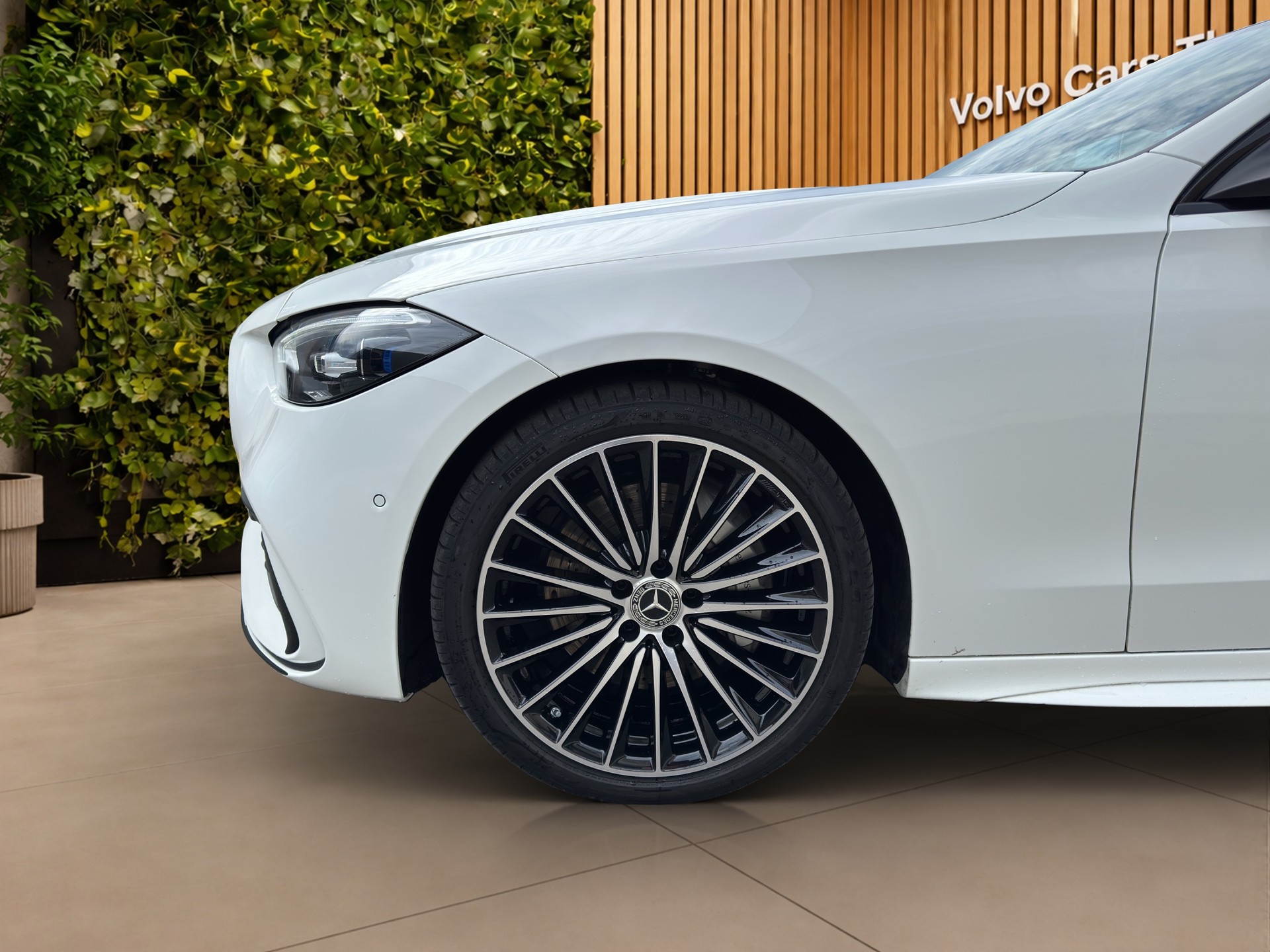 MERCEDES-BENZ C-Klasse S206 Kombi C 220 d Swiss Star AMG Line 4matic-image-7