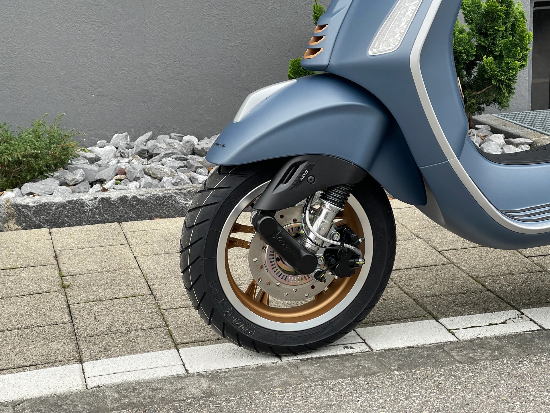 PIAGGIO Vespa 125 Primavera Officina 8 E5+-image-14