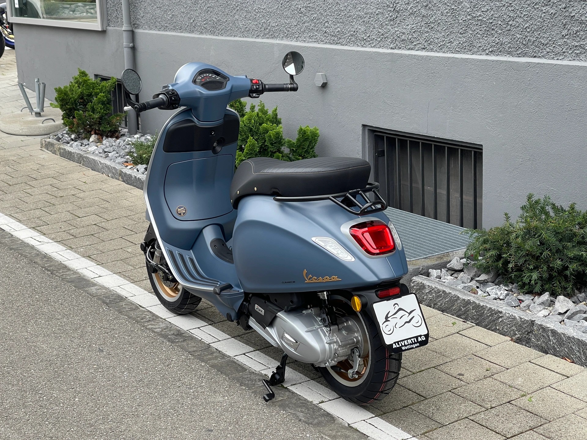 PIAGGIO Vespa 125 Primavera Officina 8 E5+-image-15