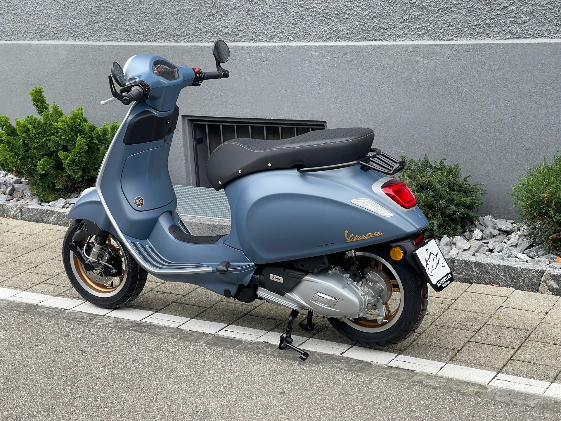 PIAGGIO Vespa 125 Primavera Officina 8 E5+-showroom-element-3