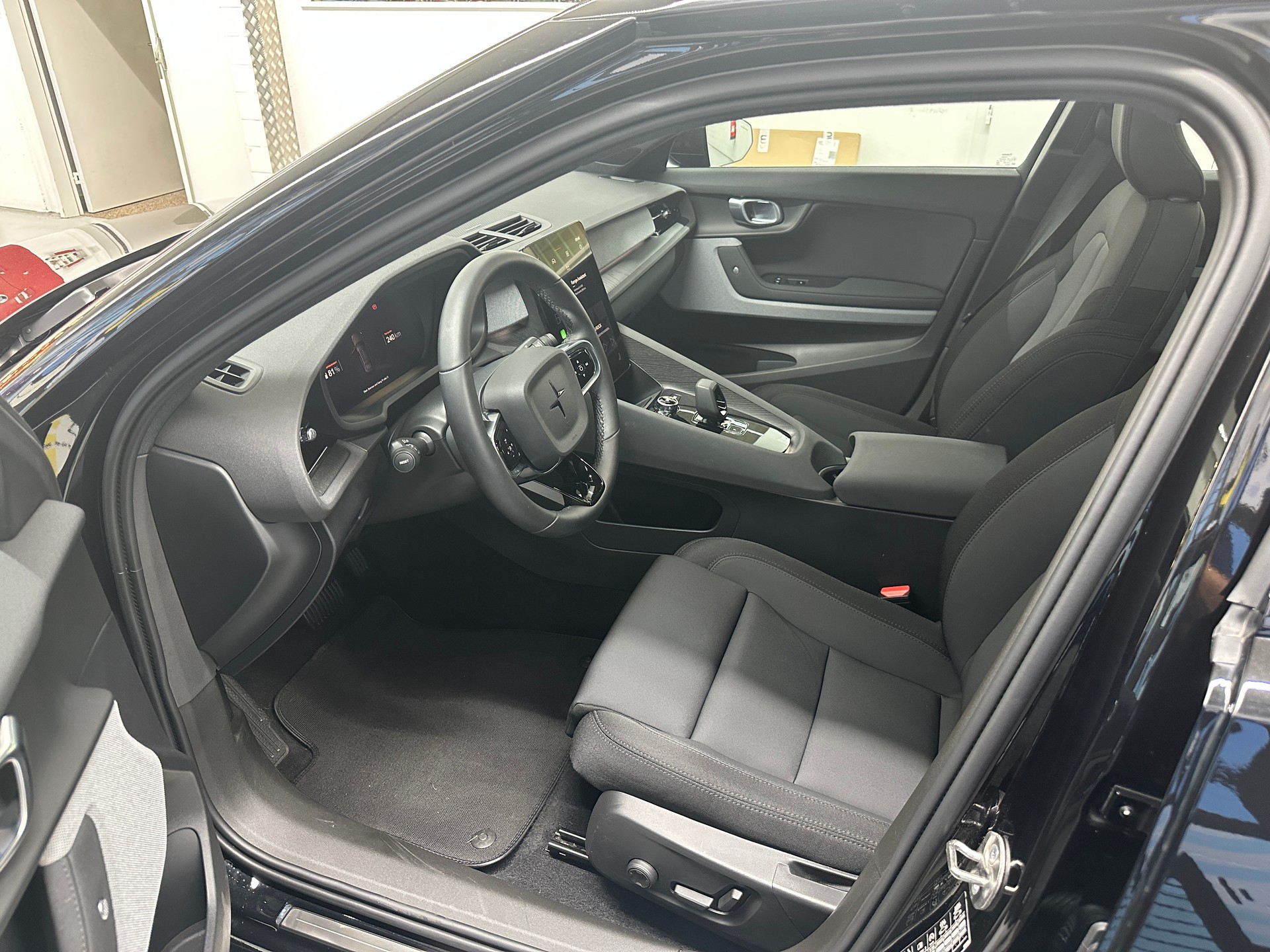 POLESTAR Polestar 2 Long Range Dual 78 kWh MY23-image-7