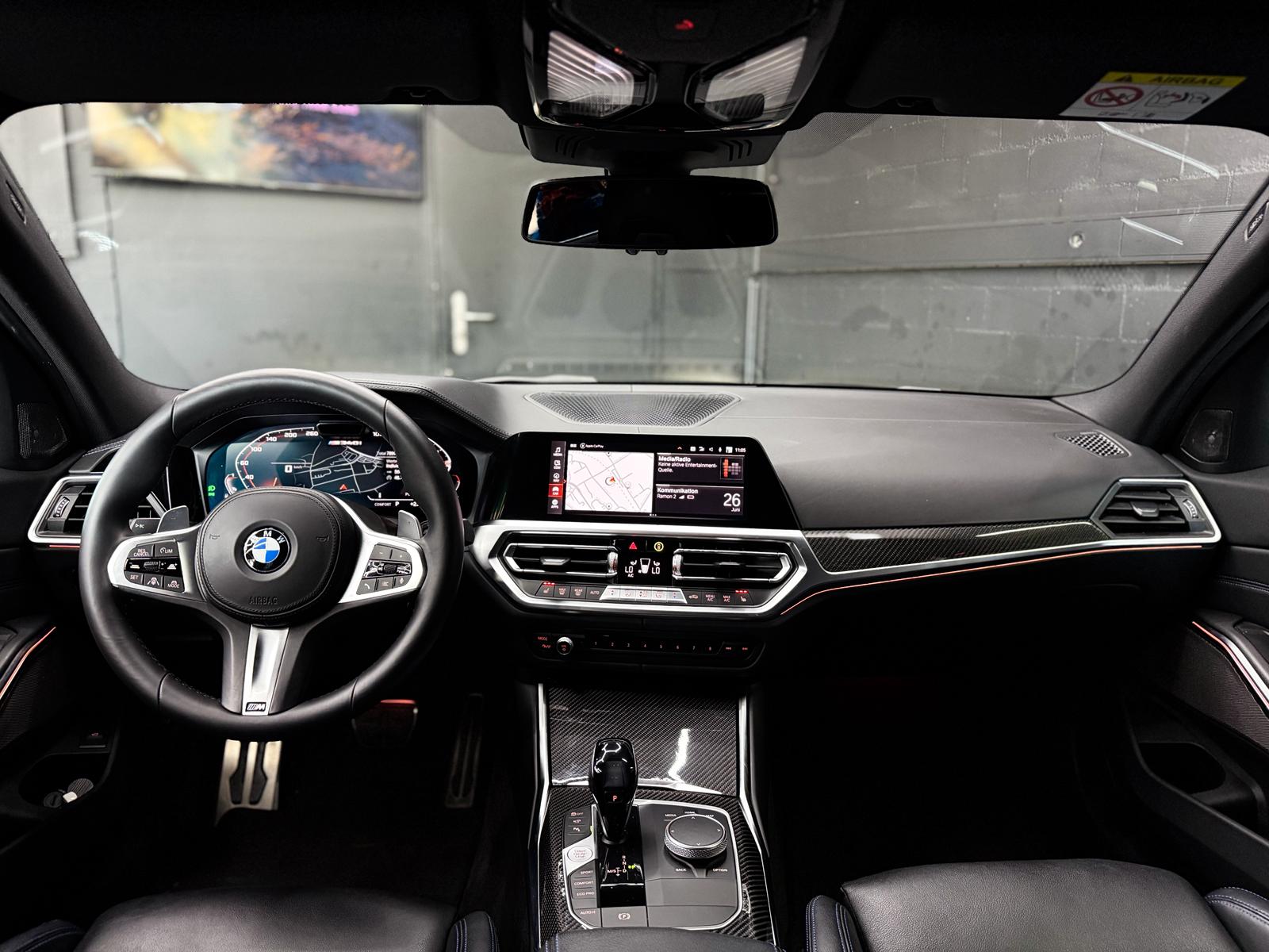 BMW M340i xDrive 48V Steptronic Black Edition-image-10