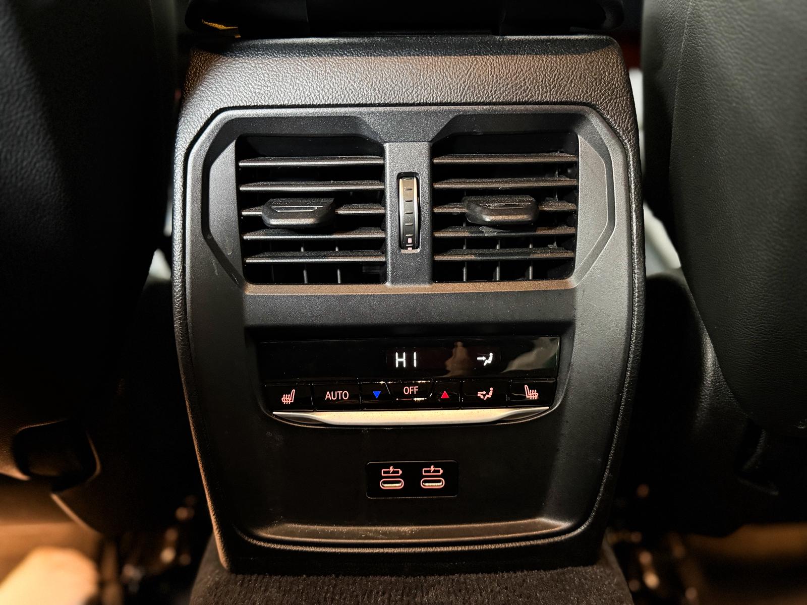 BMW M340i xDrive 48V Steptronic Black Edition-image-19