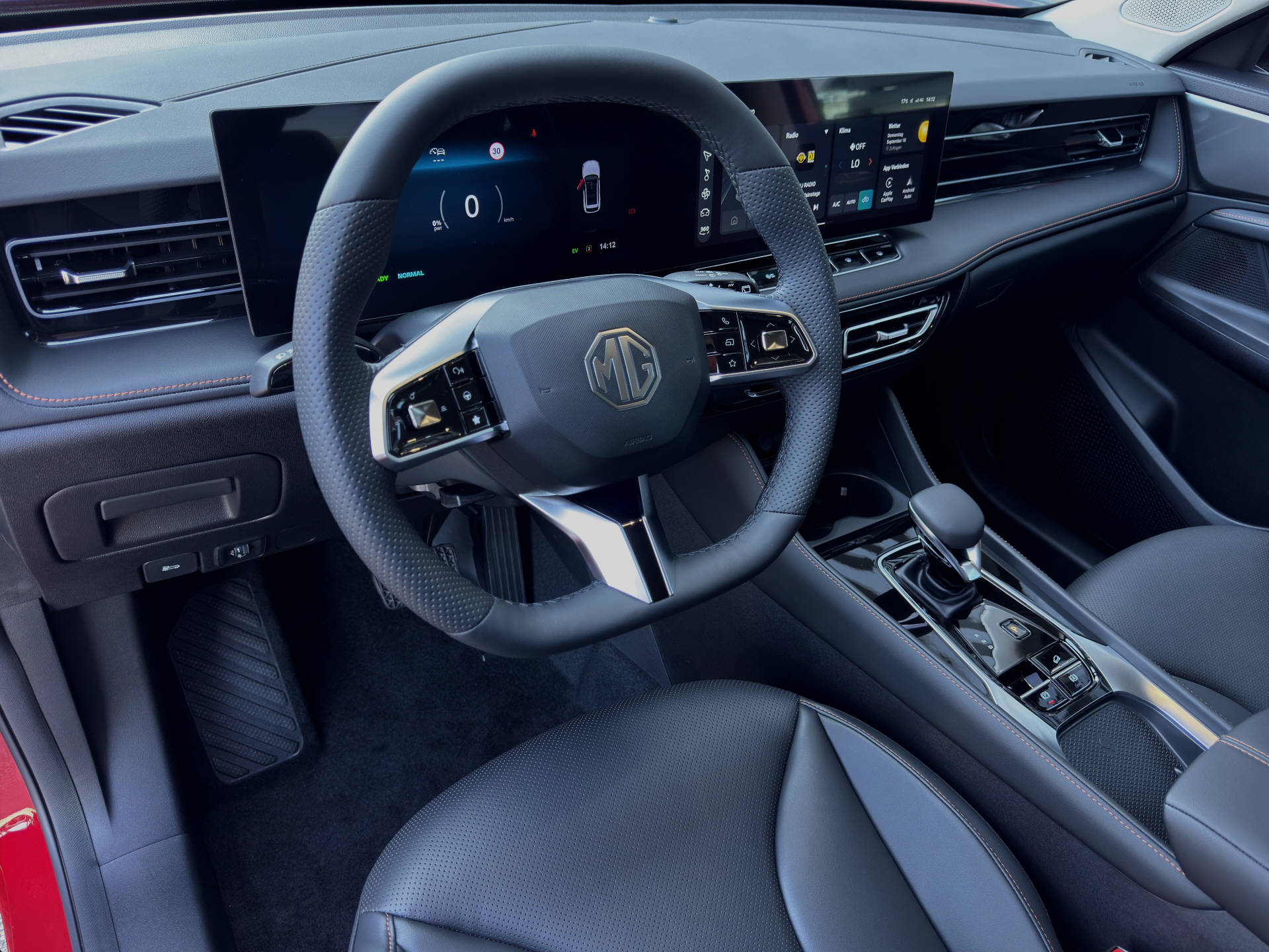 MG HS 1.5 Hybrid Luxury-image-13