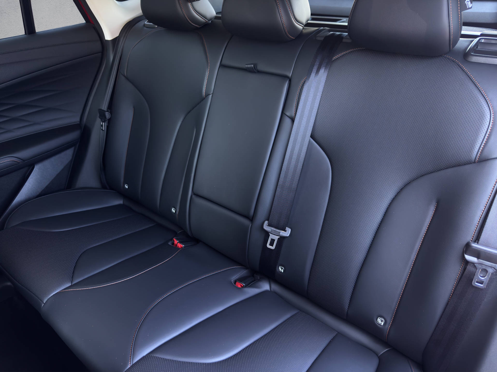 MG HS 1.5 Hybrid Luxury-image-11