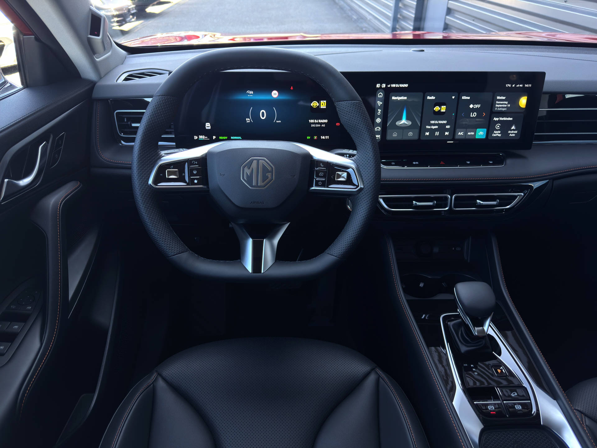 MG HS 1.5 Hybrid Luxury-image-12