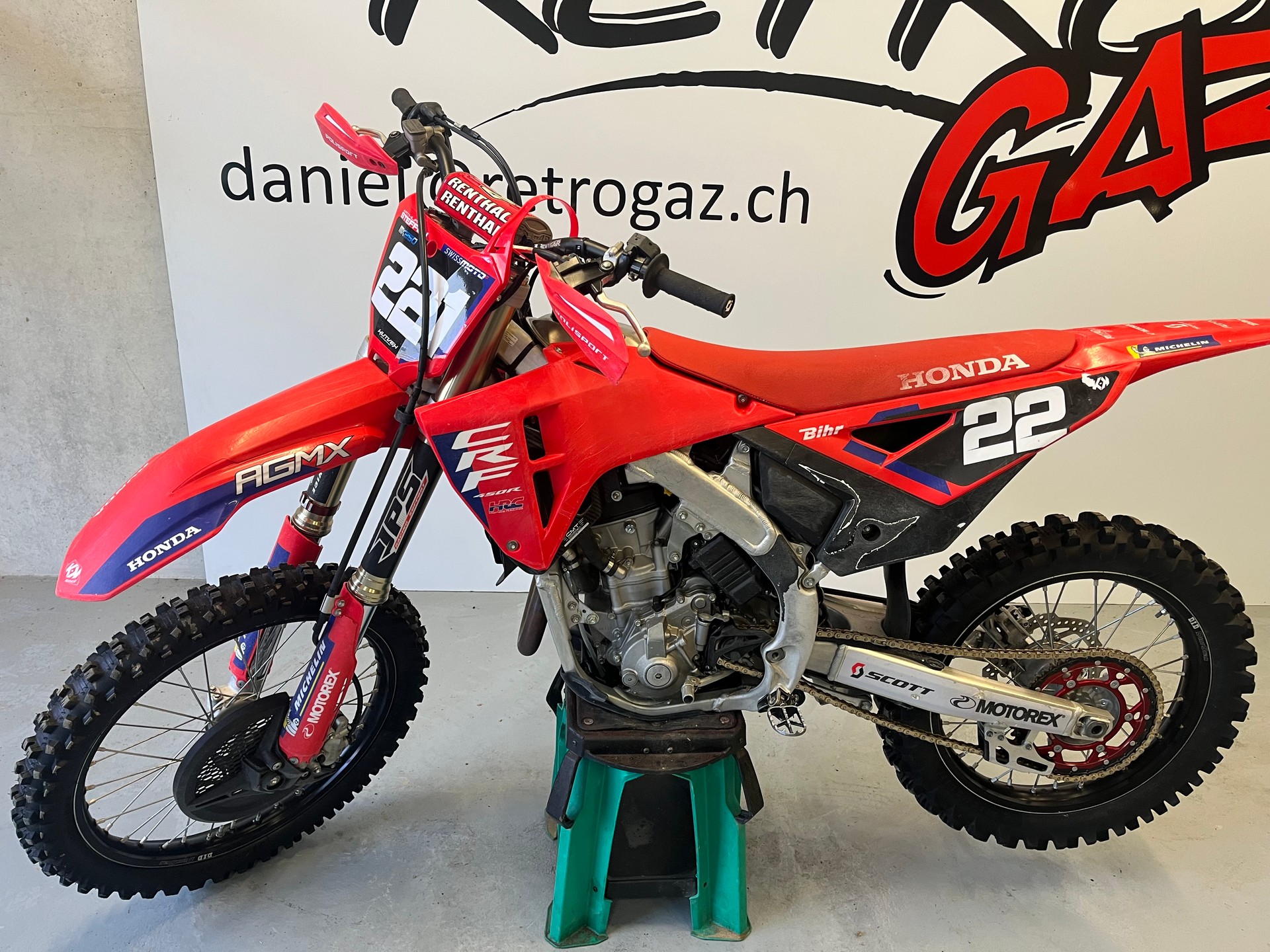 HONDA CRF 250 R-image-1