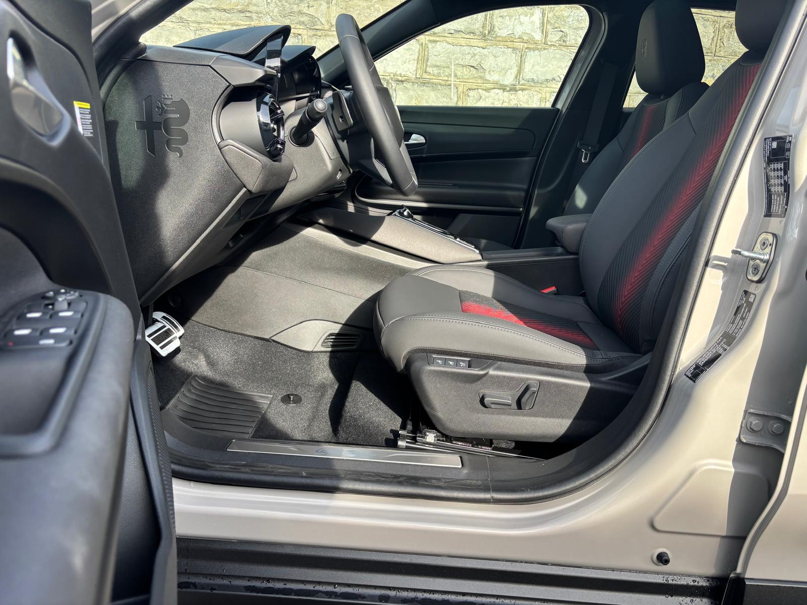 ALFA ROMEO Junior 1.2 48V Hybrid Speciale-image-6
