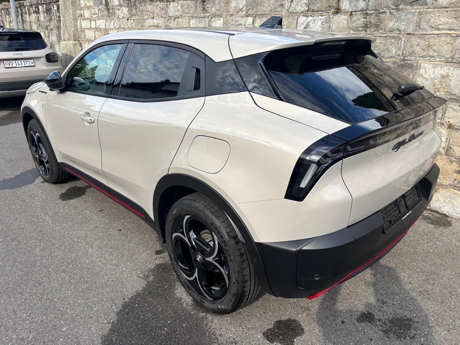 ALFA ROMEO Junior 1.2 48V Hybrid Speciale-image-3