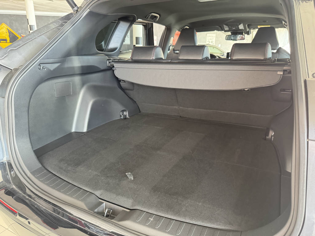 SUZUKI Across 2.5 PHEV Compact Top 4x4-image-6