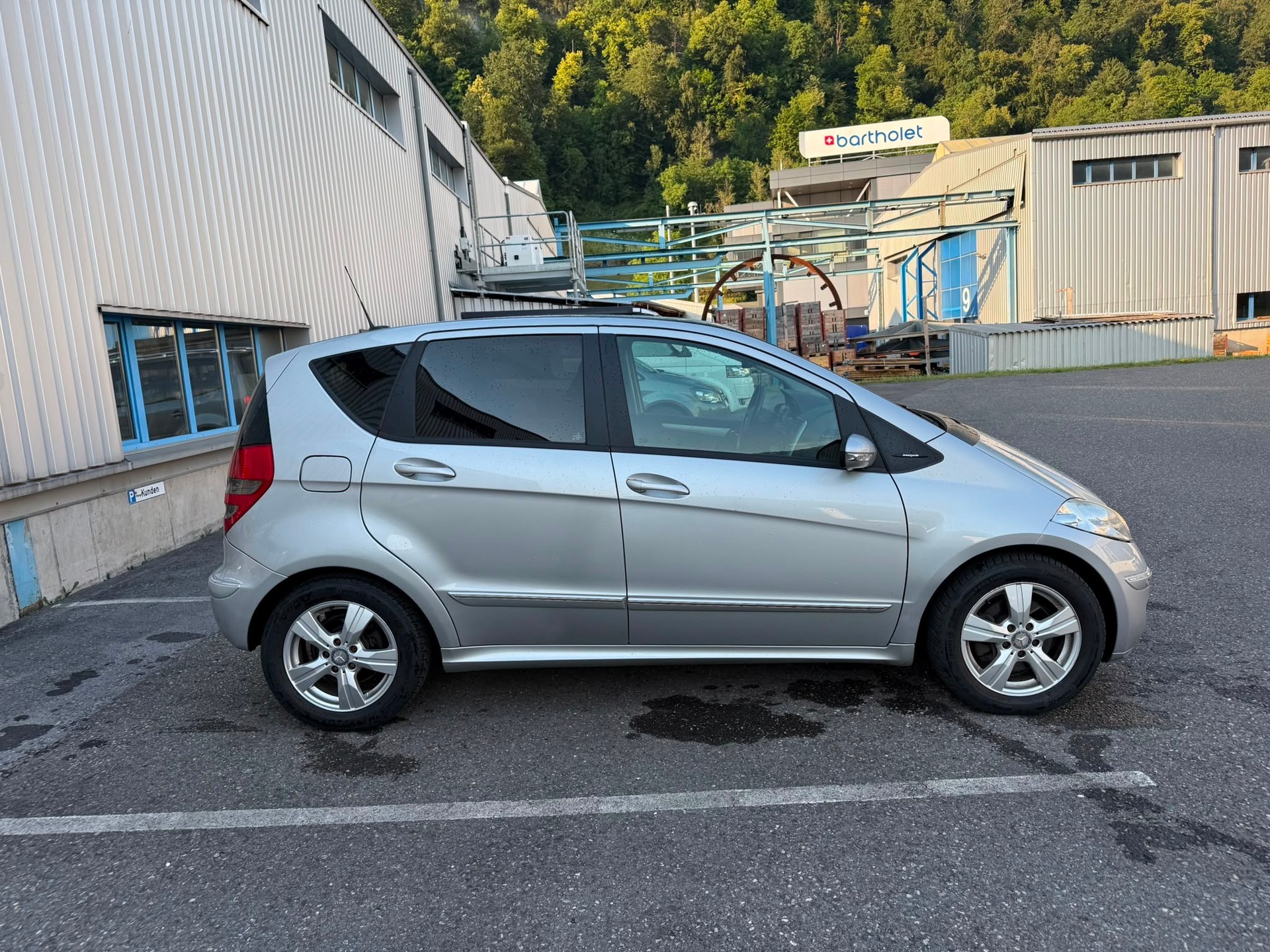 MERCEDES-BENZ A 200 CDI Avantgarde Edition A-image-13