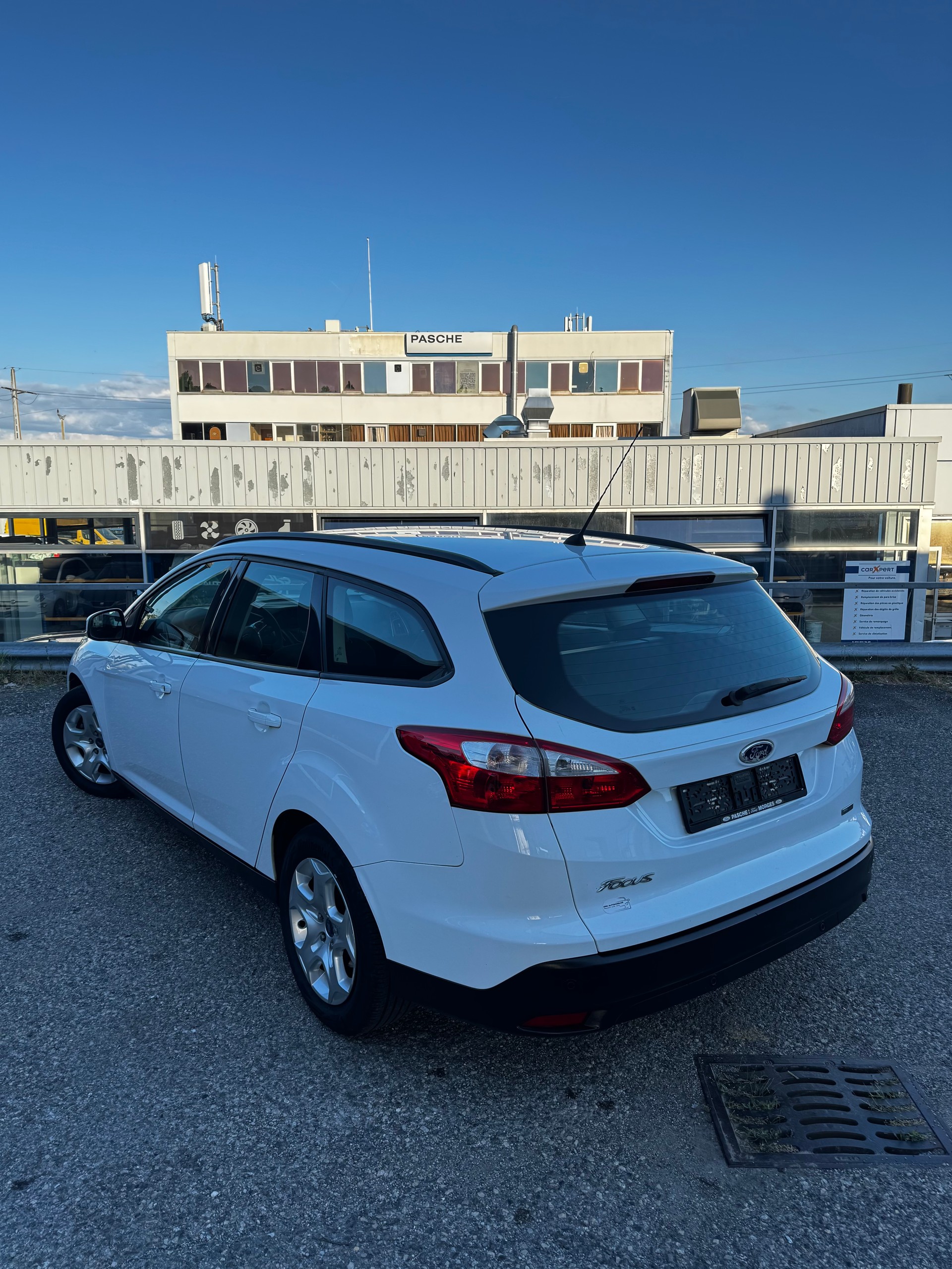 FORD Focus 1.0 SCTi Trend-image-3