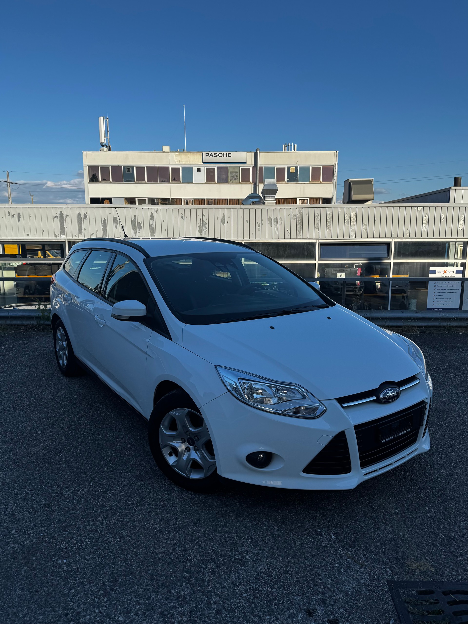 FORD Focus 1.0 SCTi Trend-image-1