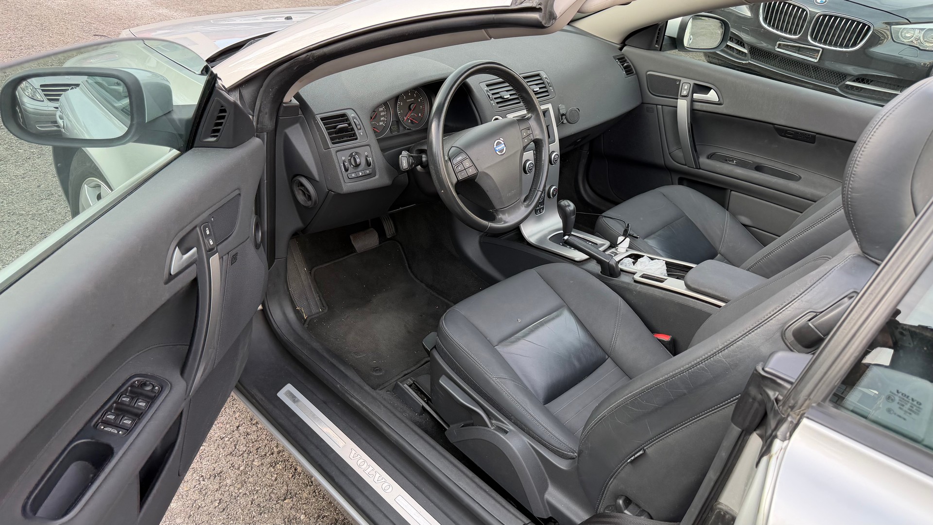 VOLVO C70 2.4 Momentum Geartronic-image-7