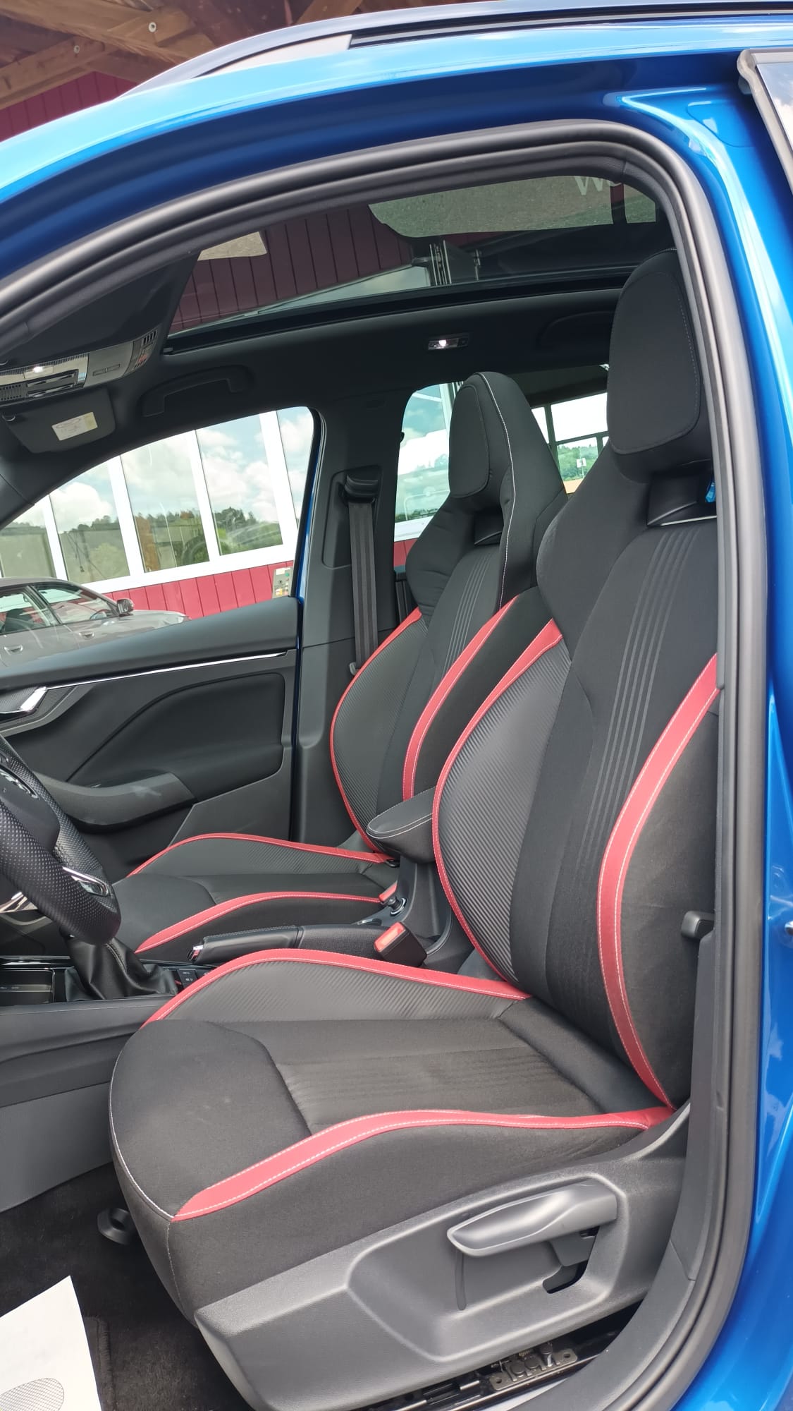 SKODA Kamiq 1.0 TSI Monte Carlo DSG-image-12
