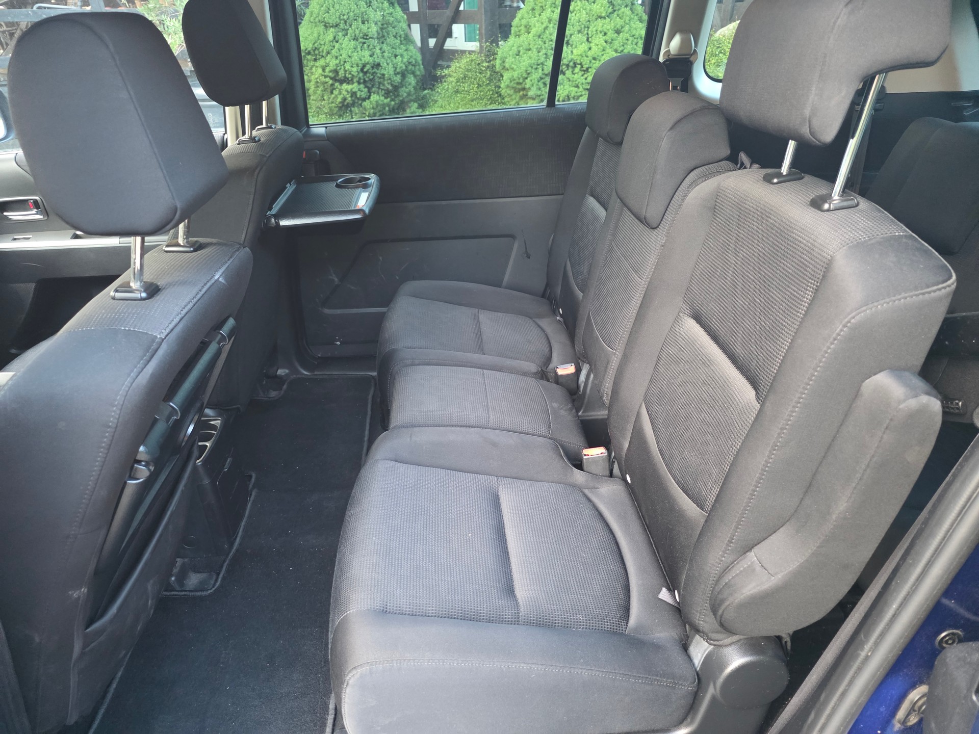 MAZDA 5 2.0 16V Exclusive ☆☆☆ MFK: 13. April 2026 ☆☆☆-image-10