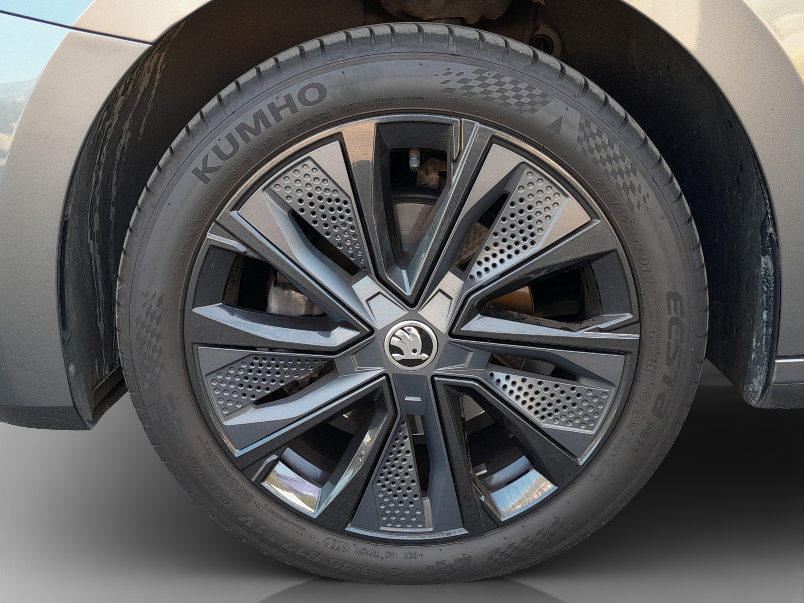 SKODA Fabia 1.0 TSI Selection DSG-image-13