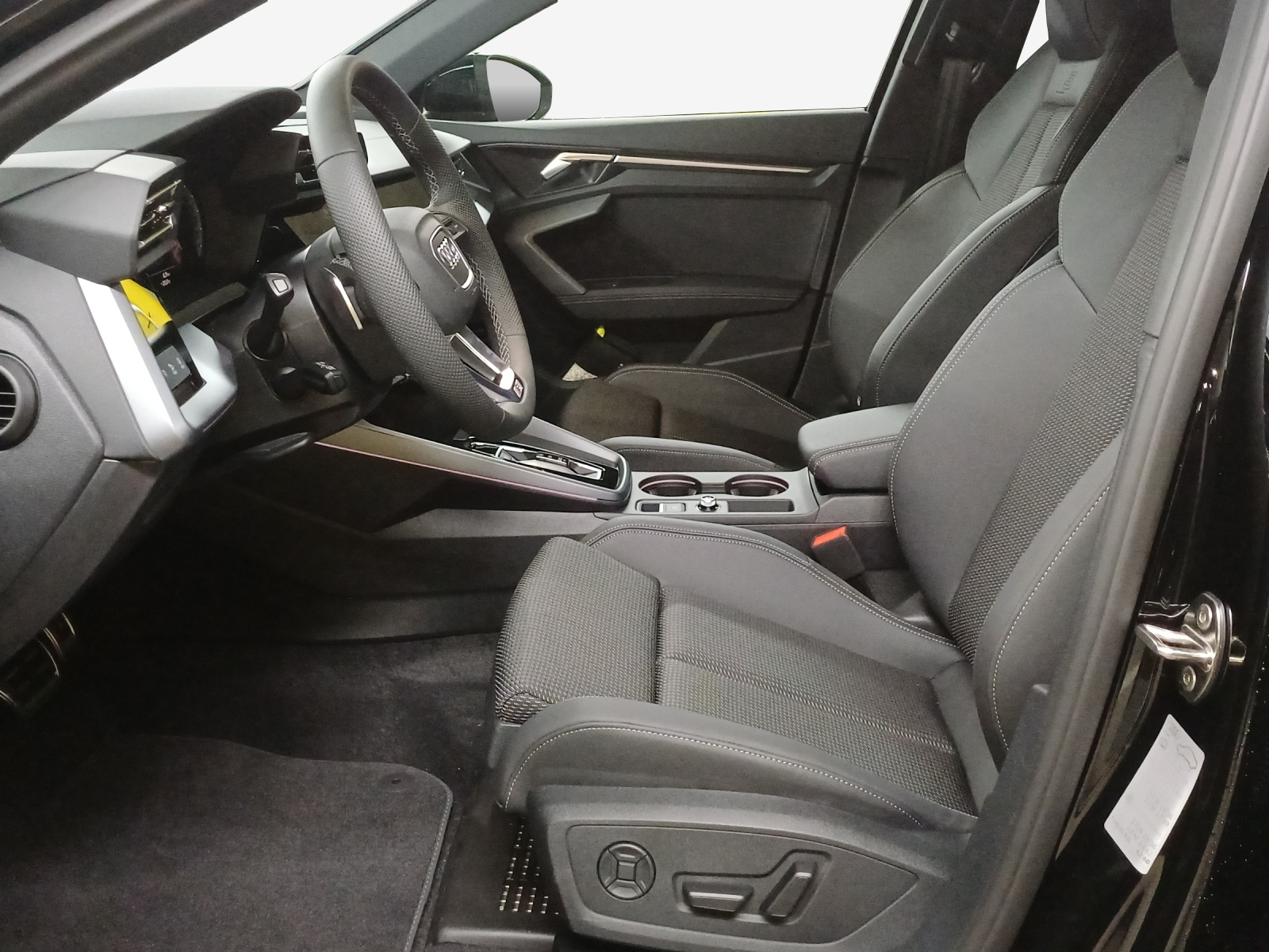 AUDI A3 Sportback TFSI 110 kW Attraction S tronic-image-7