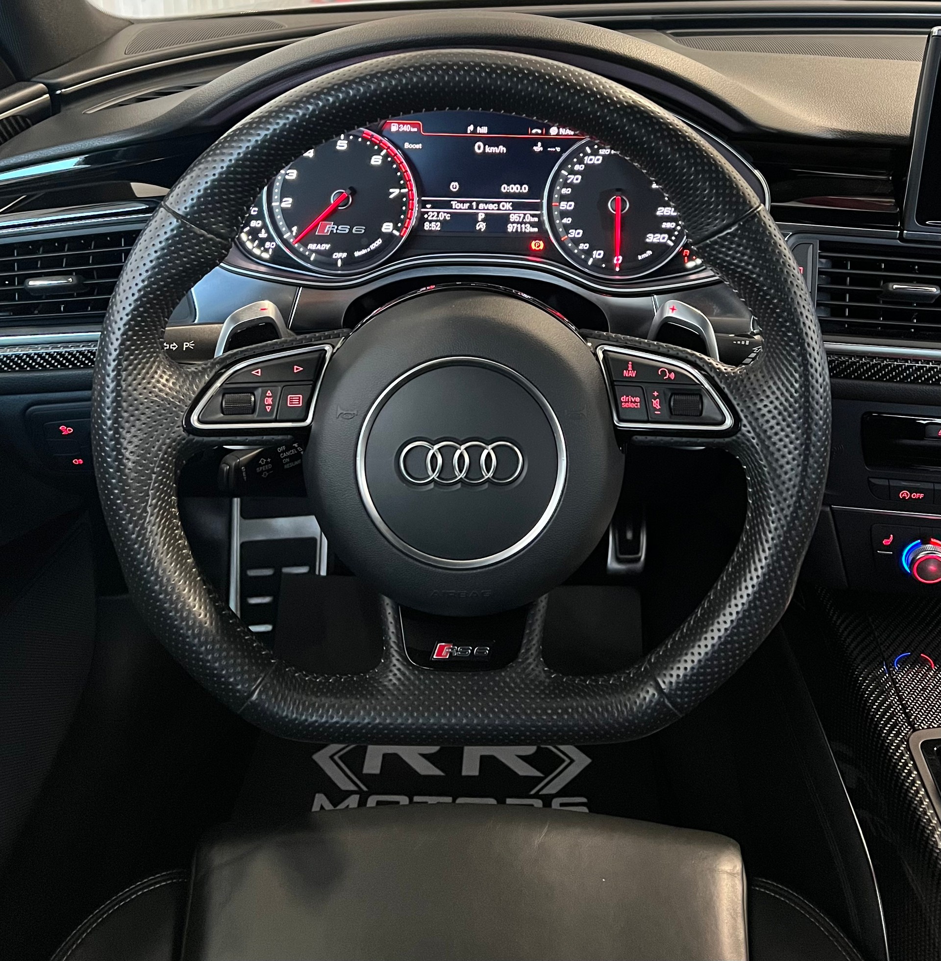AUDI RS6 Avant 4.0 TFSI V8 performance quattro-image-10