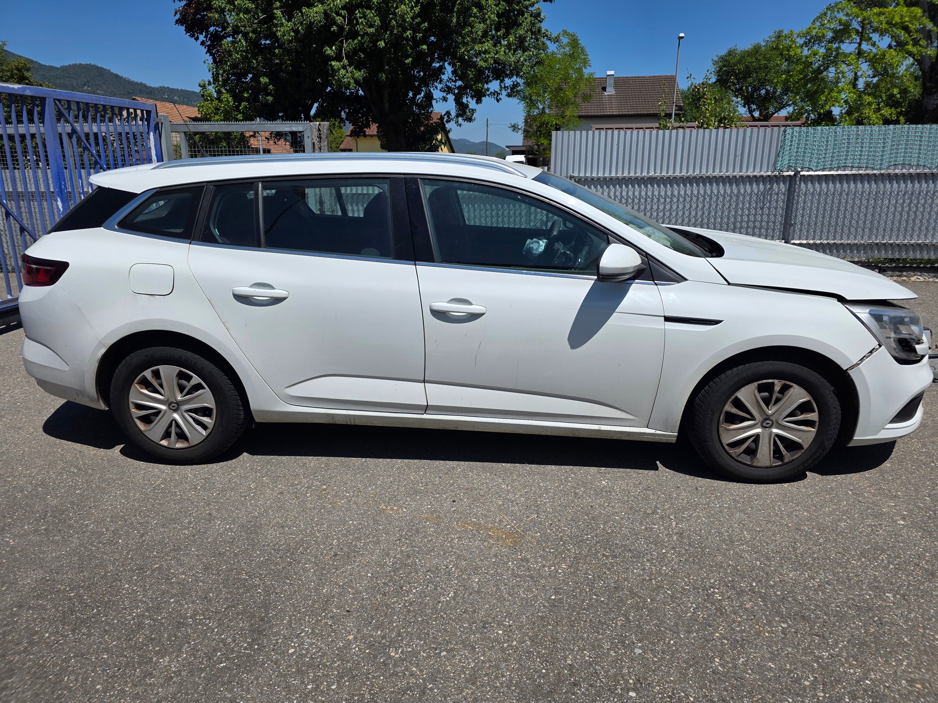 RENAULT Mégane Grandtour 1.5 dCi 90th Anniversary EDC-image-2