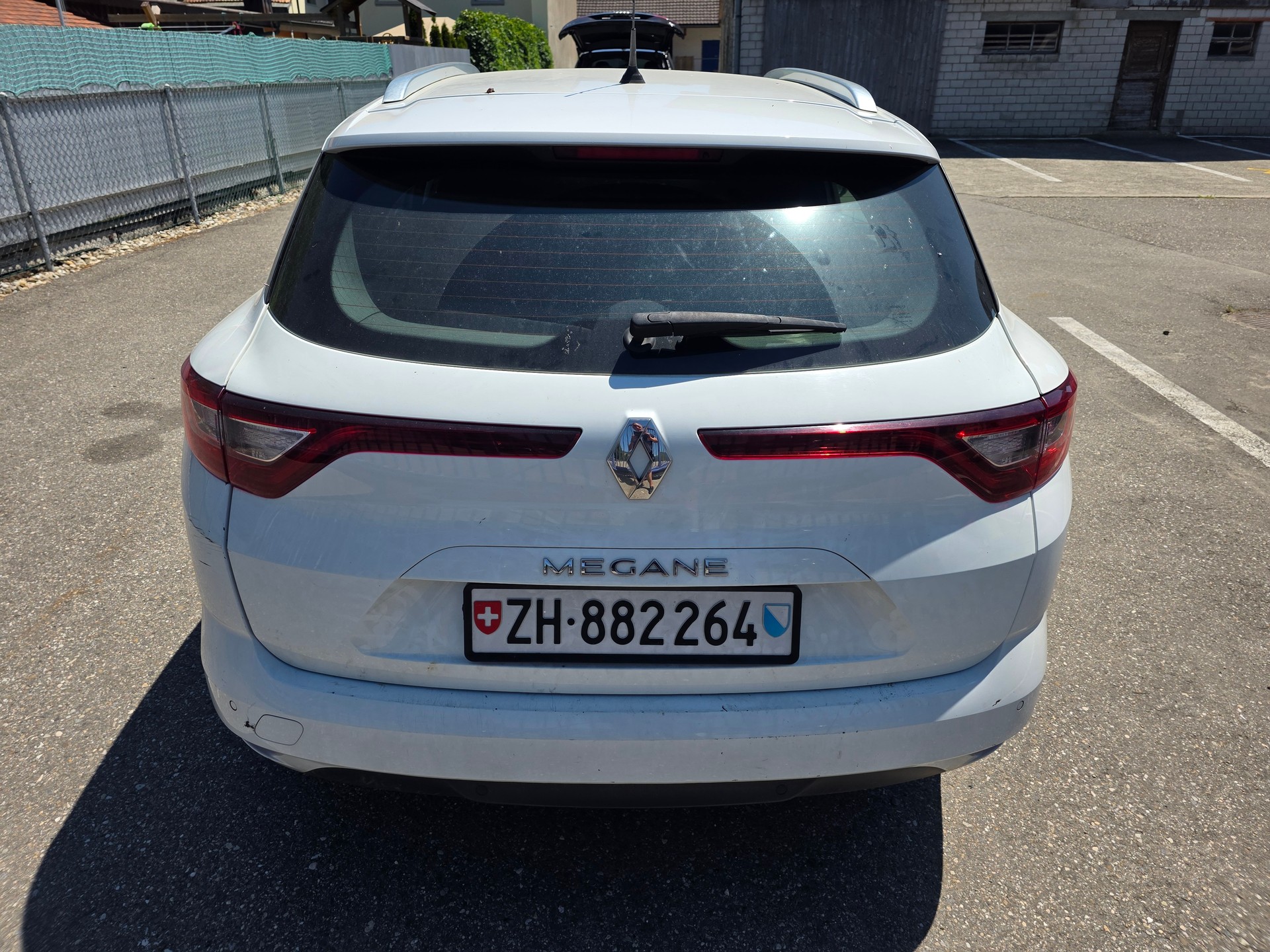 RENAULT Mégane Grandtour 1.5 dCi 90th Anniversary EDC-image-4