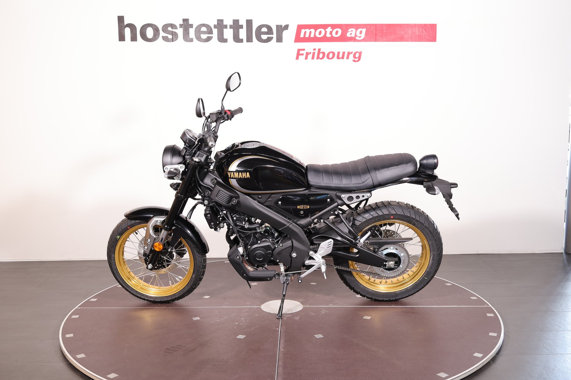 YAMAHA XSR 125 Legacy-image-4