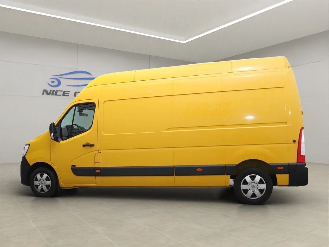 RENAULT Master T35 2.3dCi 135 L3H3-image-2