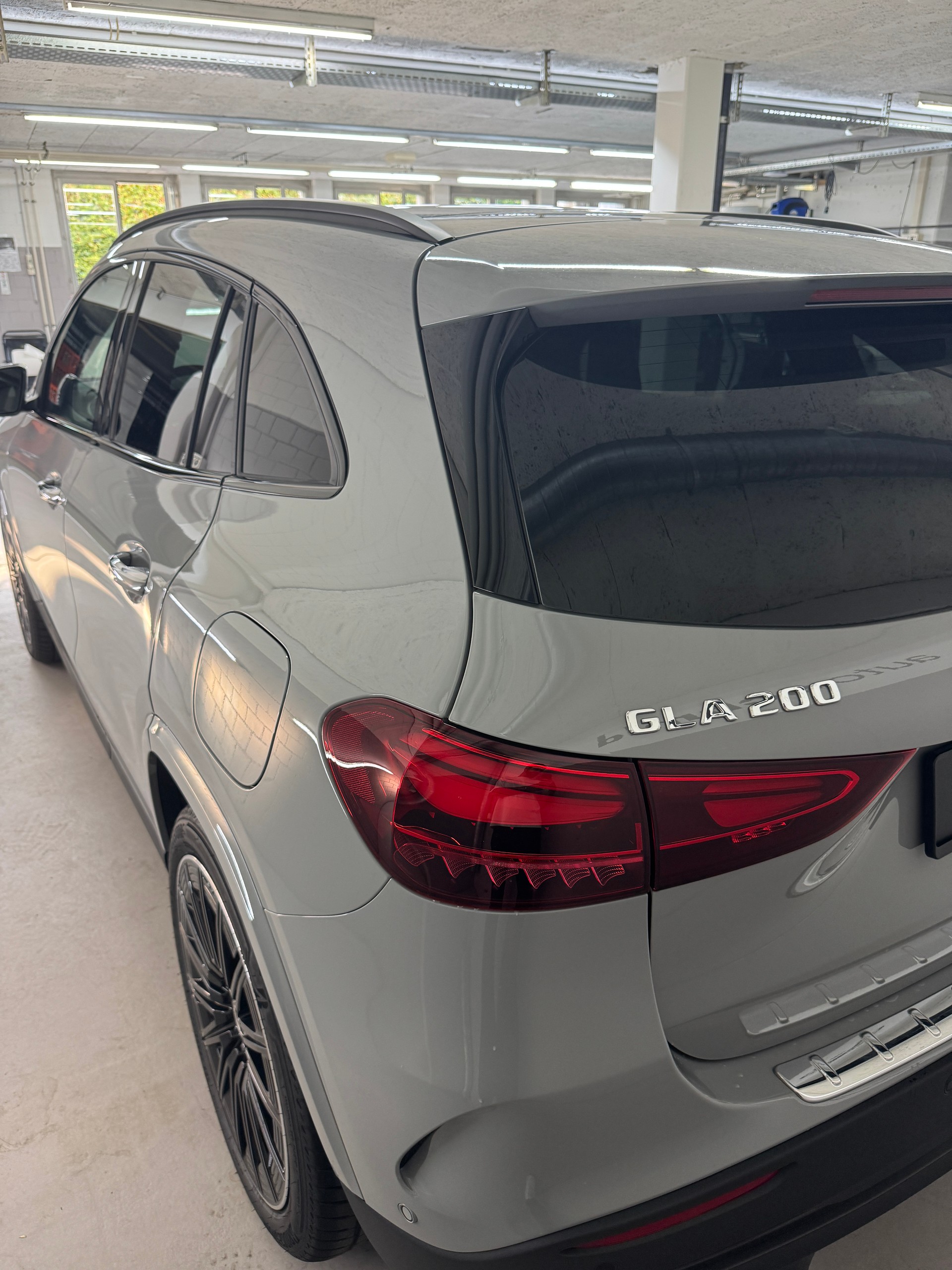 MERCEDES-BENZ GLA 200 Night Star-image-6