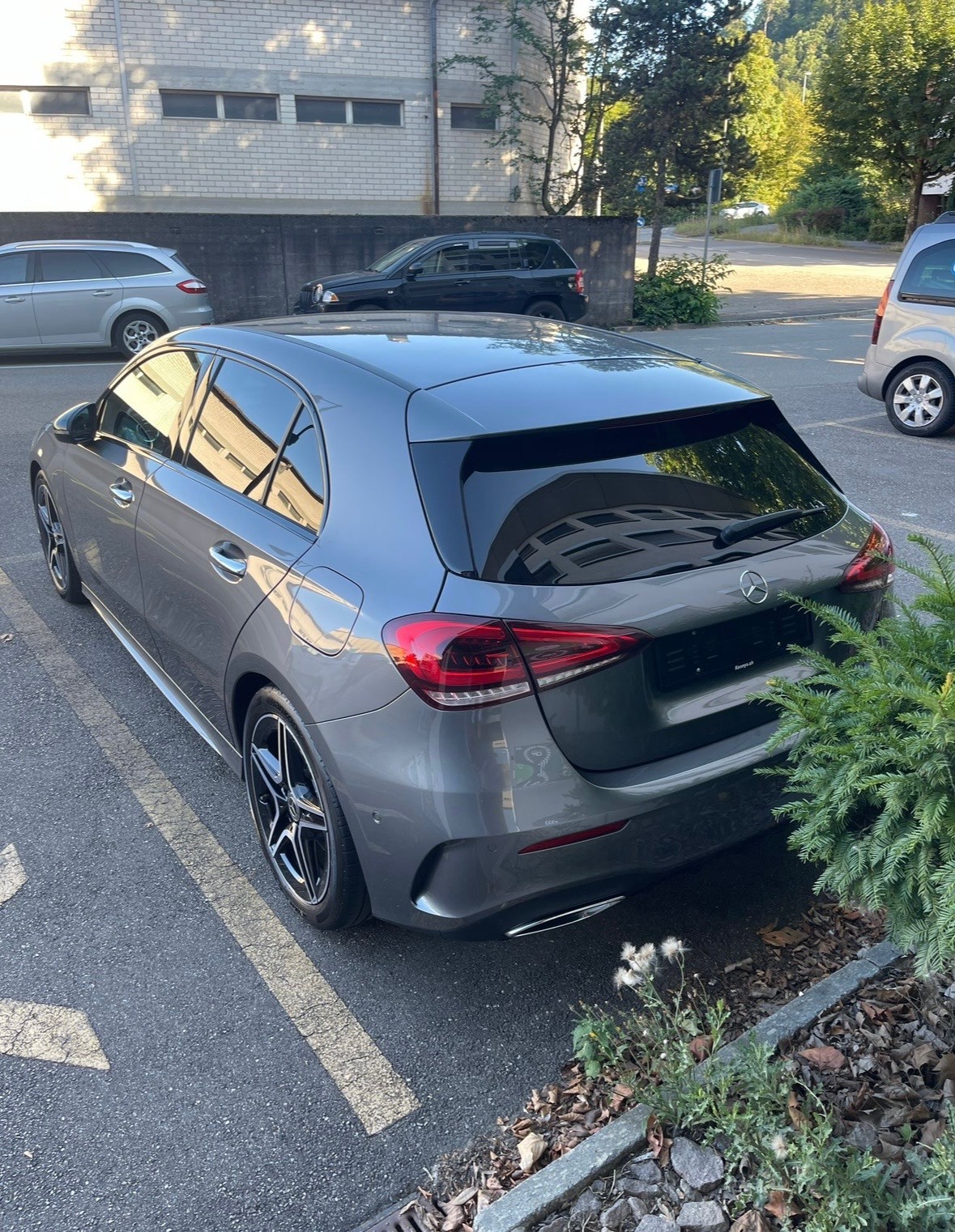 MERCEDES-BENZ A 250 AMG Line-image-2
