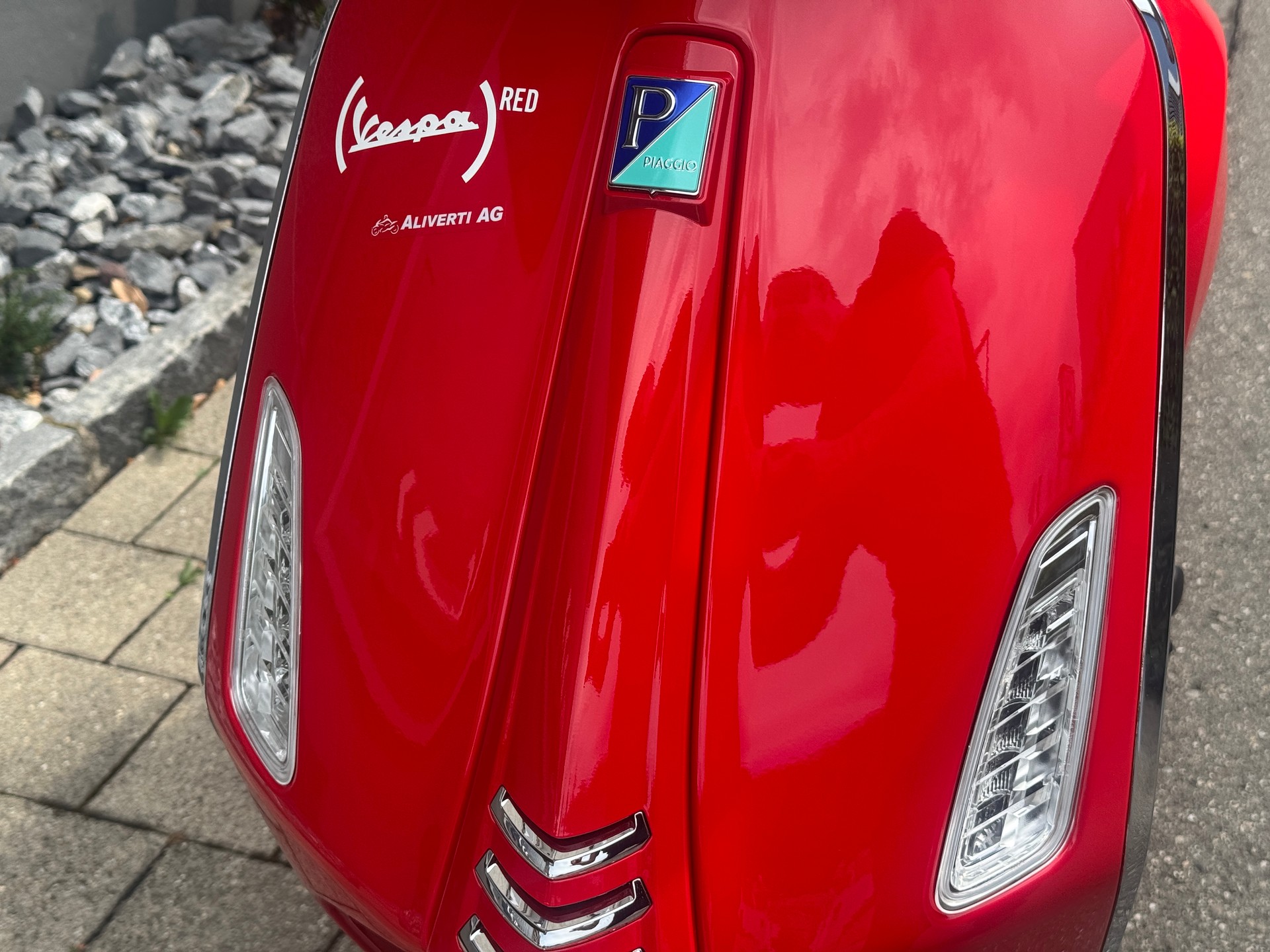 PIAGGIO Vespa 125 Primavera Red Euro 5+-showroom-element-2