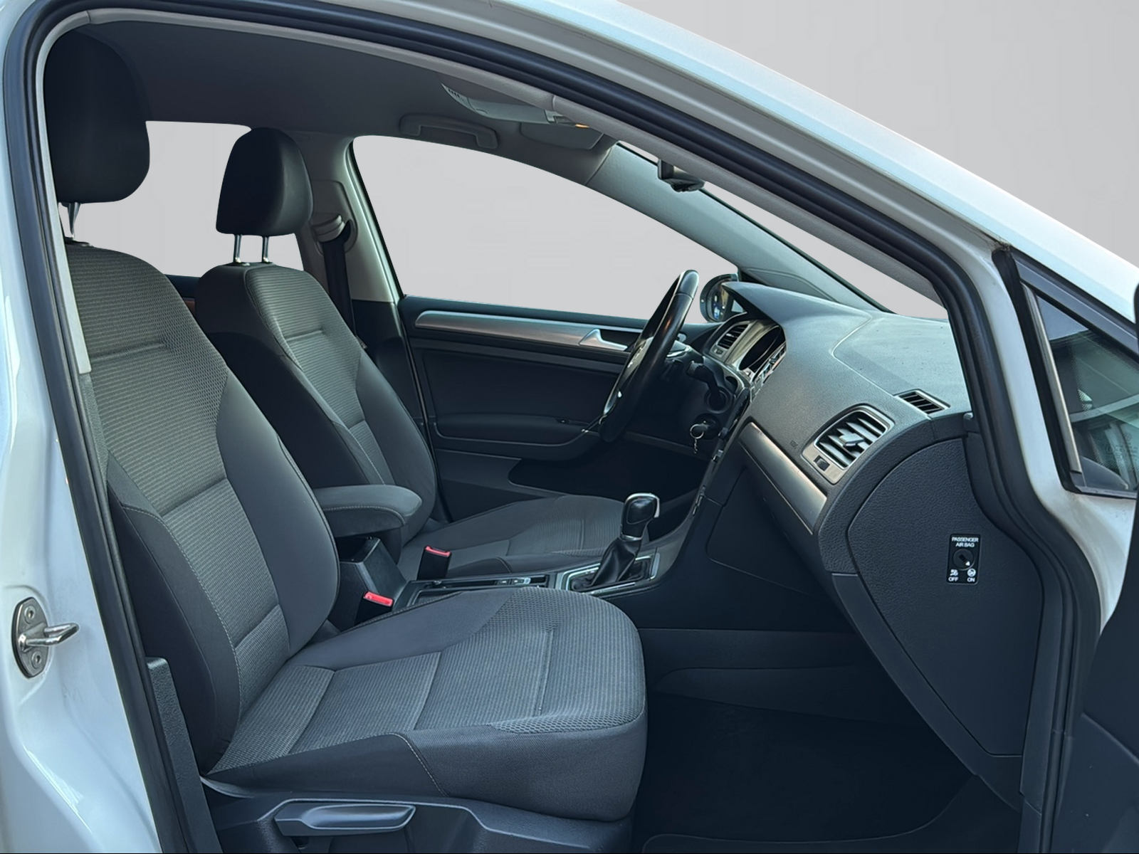 VW Golf Variant 1.4 TSI Comfortline DSG-image-11