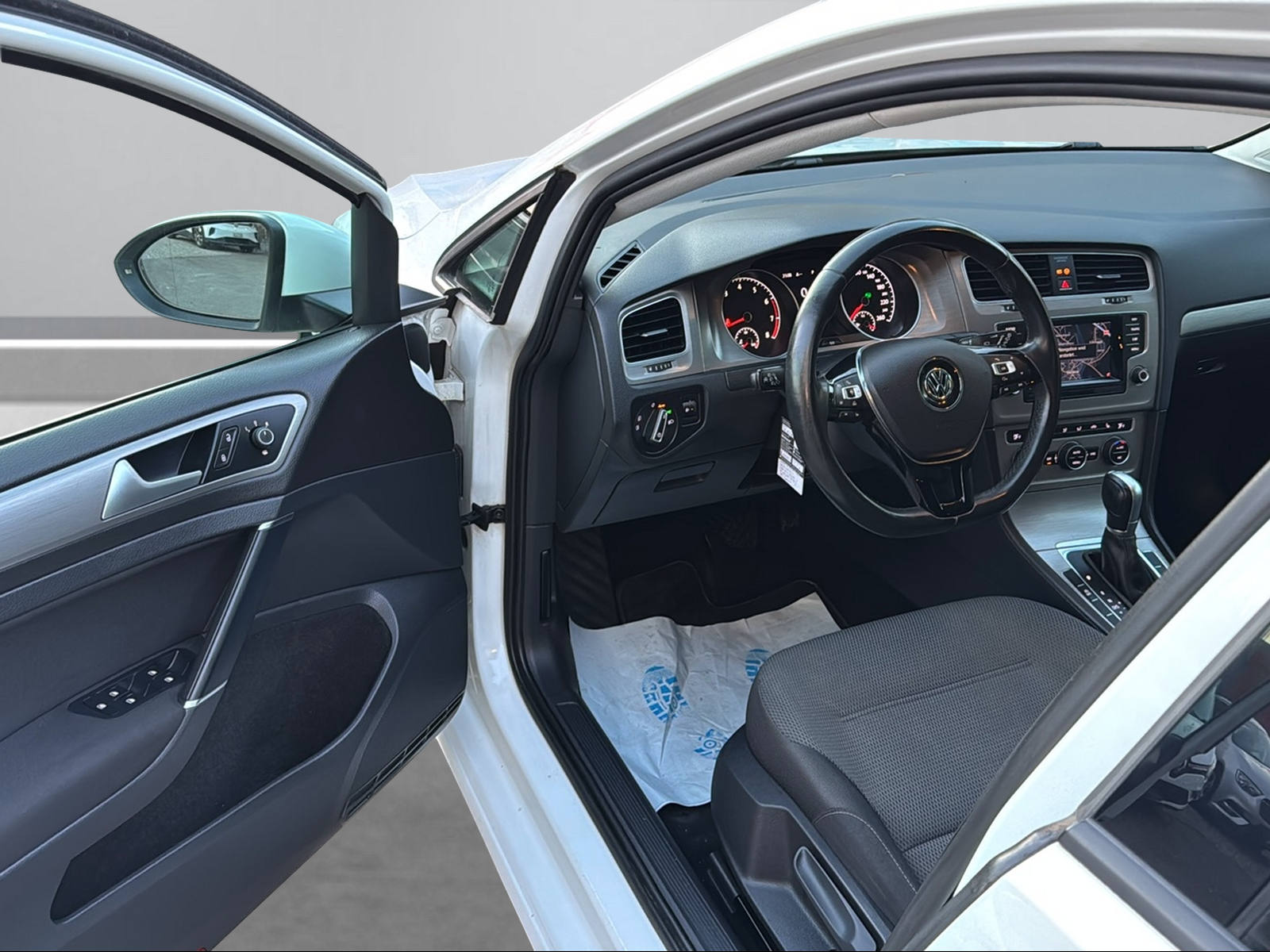 VW Golf Variant 1.4 TSI Comfortline DSG-image-10