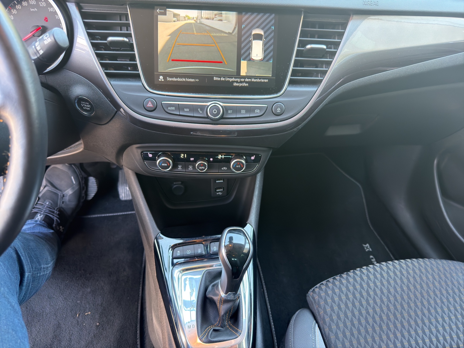 OPEL Crossland X 1.2 T Ultimate S/S-image-13