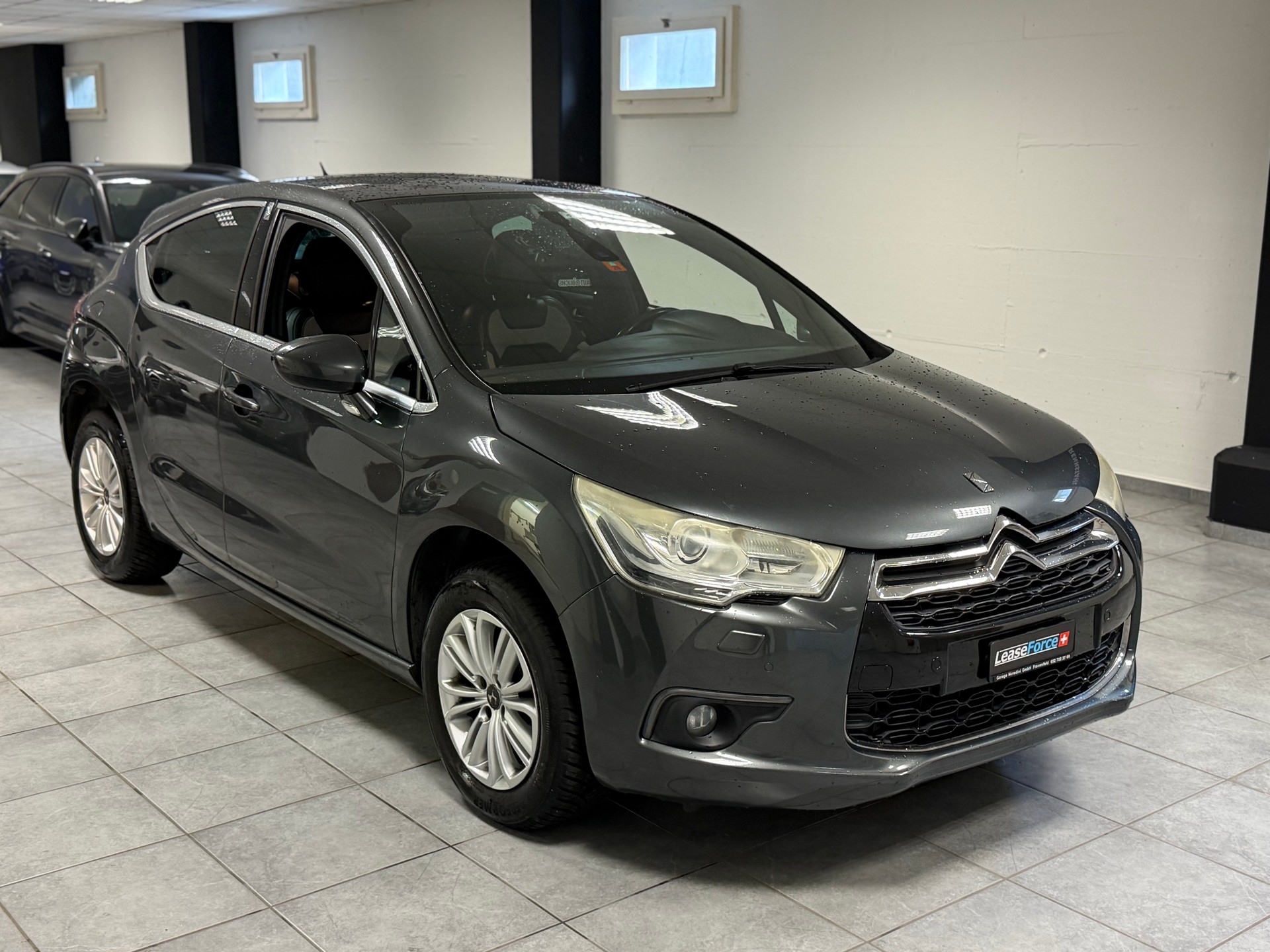 DS AUTOMOBILES DS4 1.6 THP SO Chic Automatic-image-4