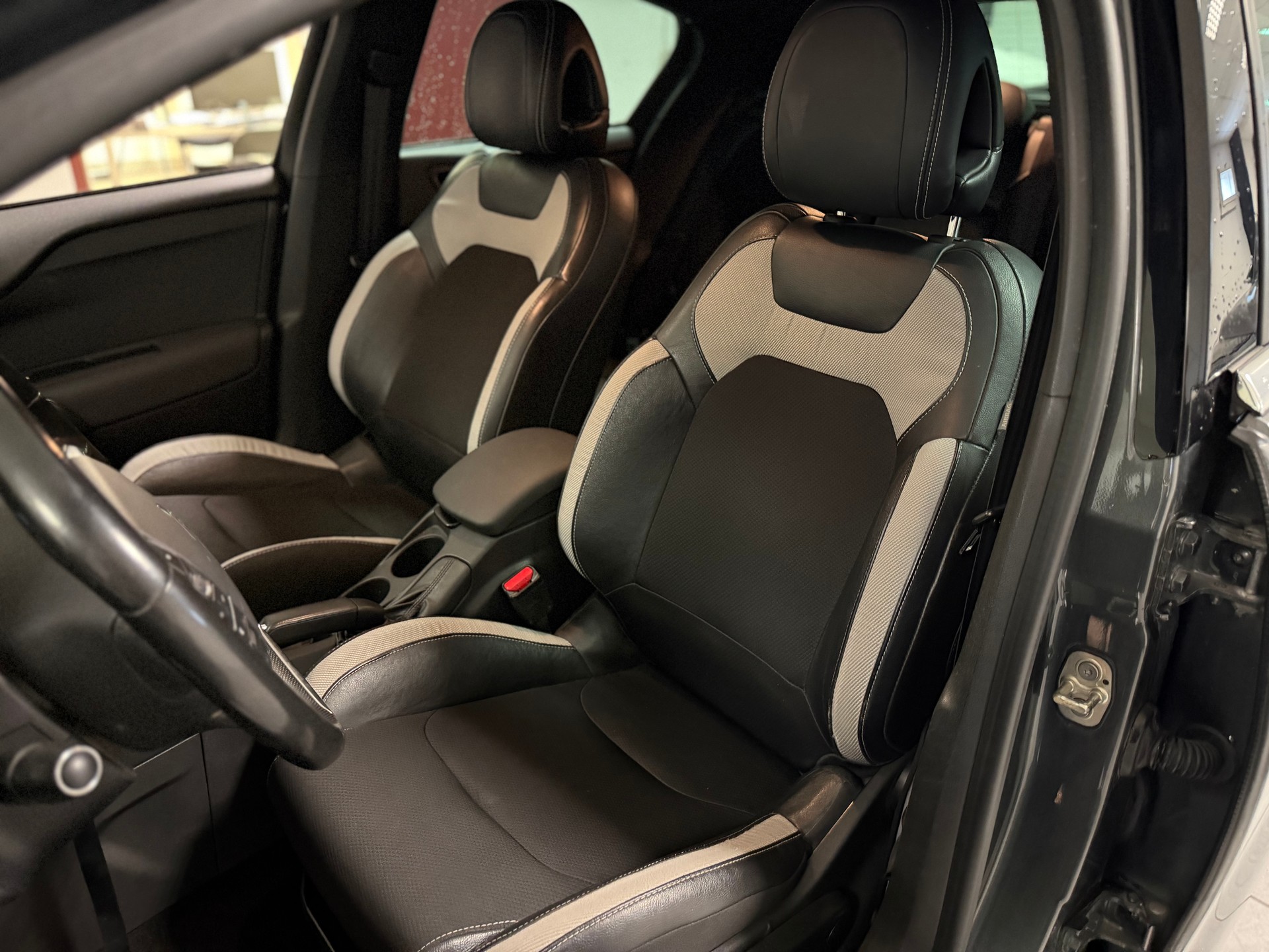 DS AUTOMOBILES DS4 1.6 THP SO Chic Automatic-image-14