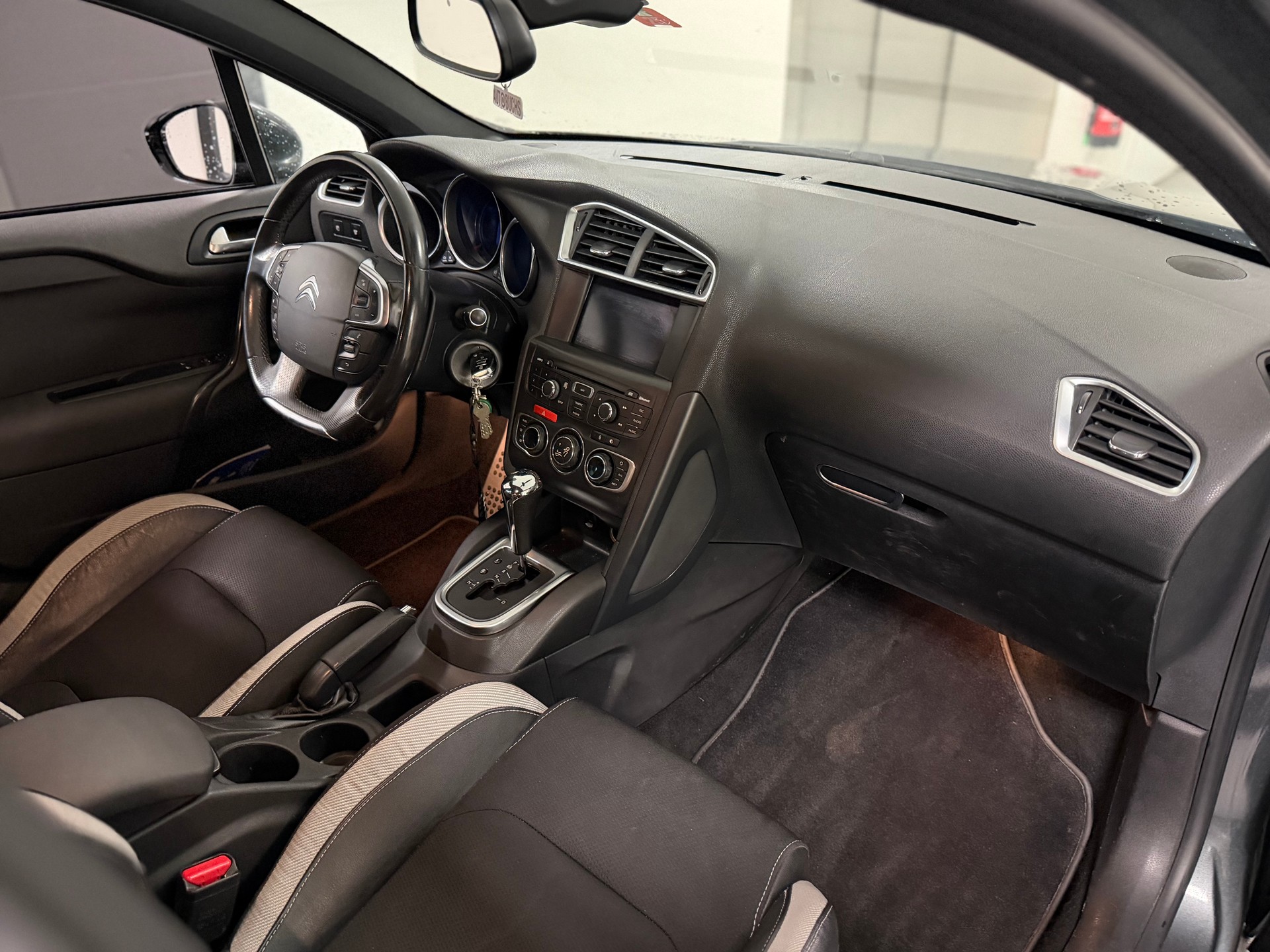DS AUTOMOBILES DS4 1.6 THP SO Chic Automatic-image-13