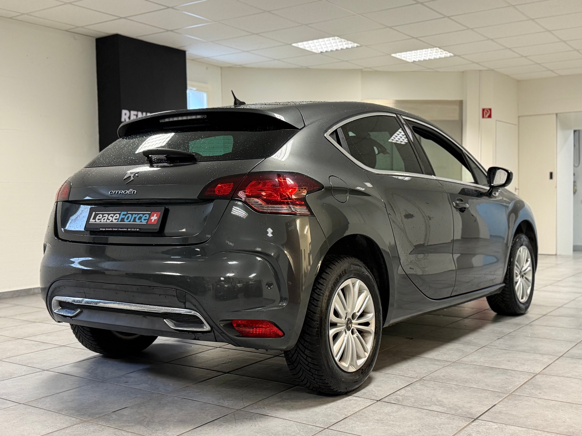 DS AUTOMOBILES DS4 1.6 THP SO Chic Automatic-image-10