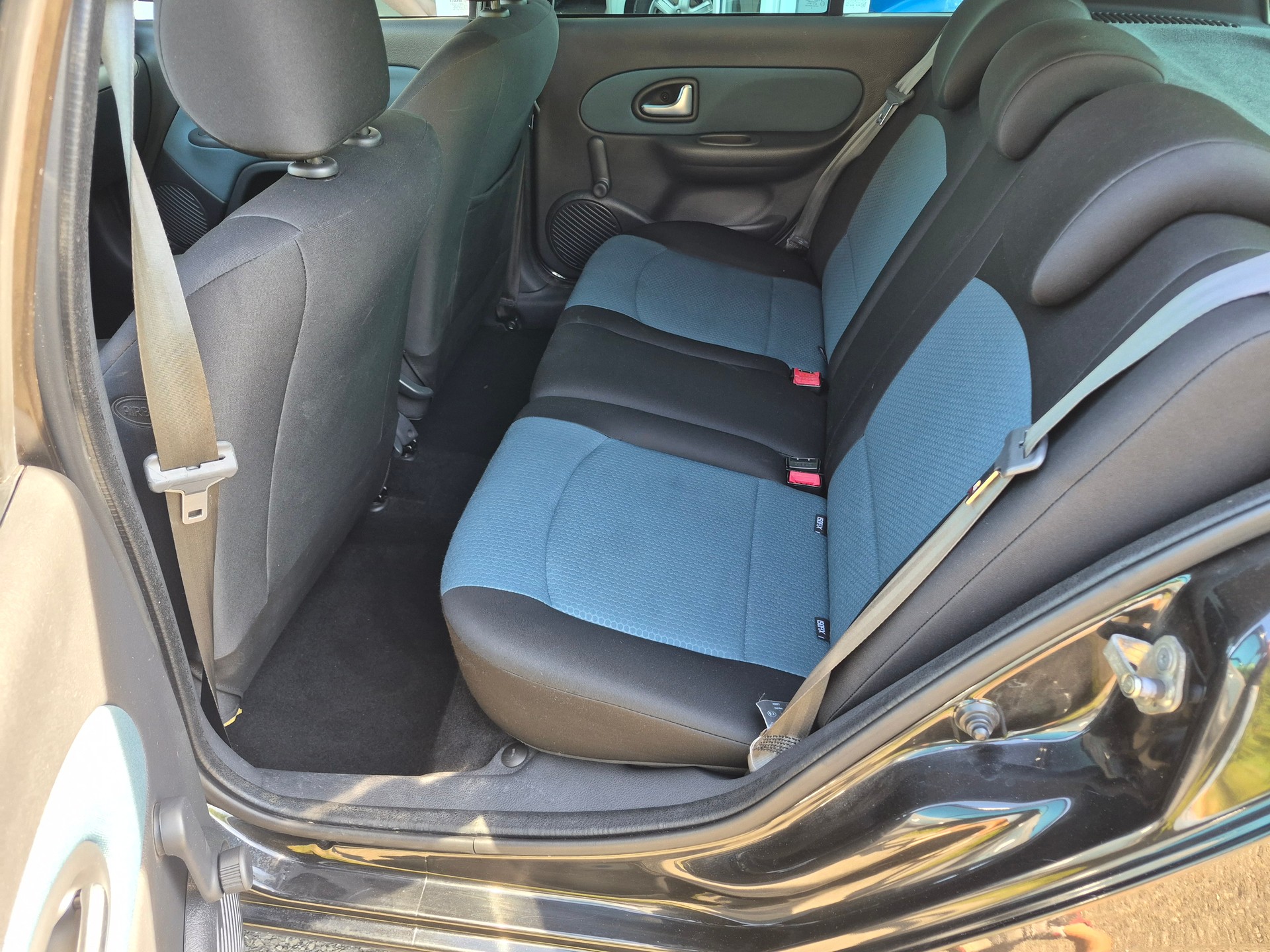 RENAULT Clio 1.2 16V Storia-image-6