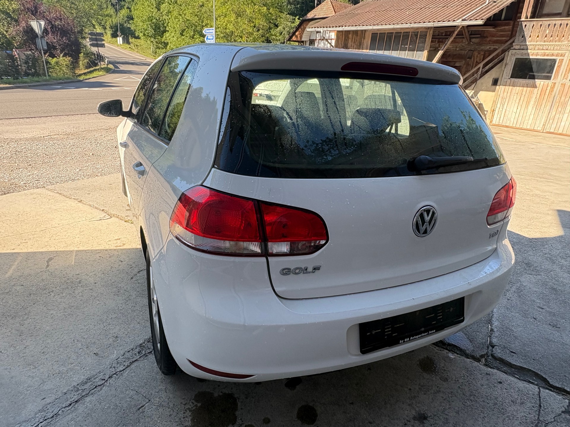 VW Golf 1.6 TDI Trendline-image-2