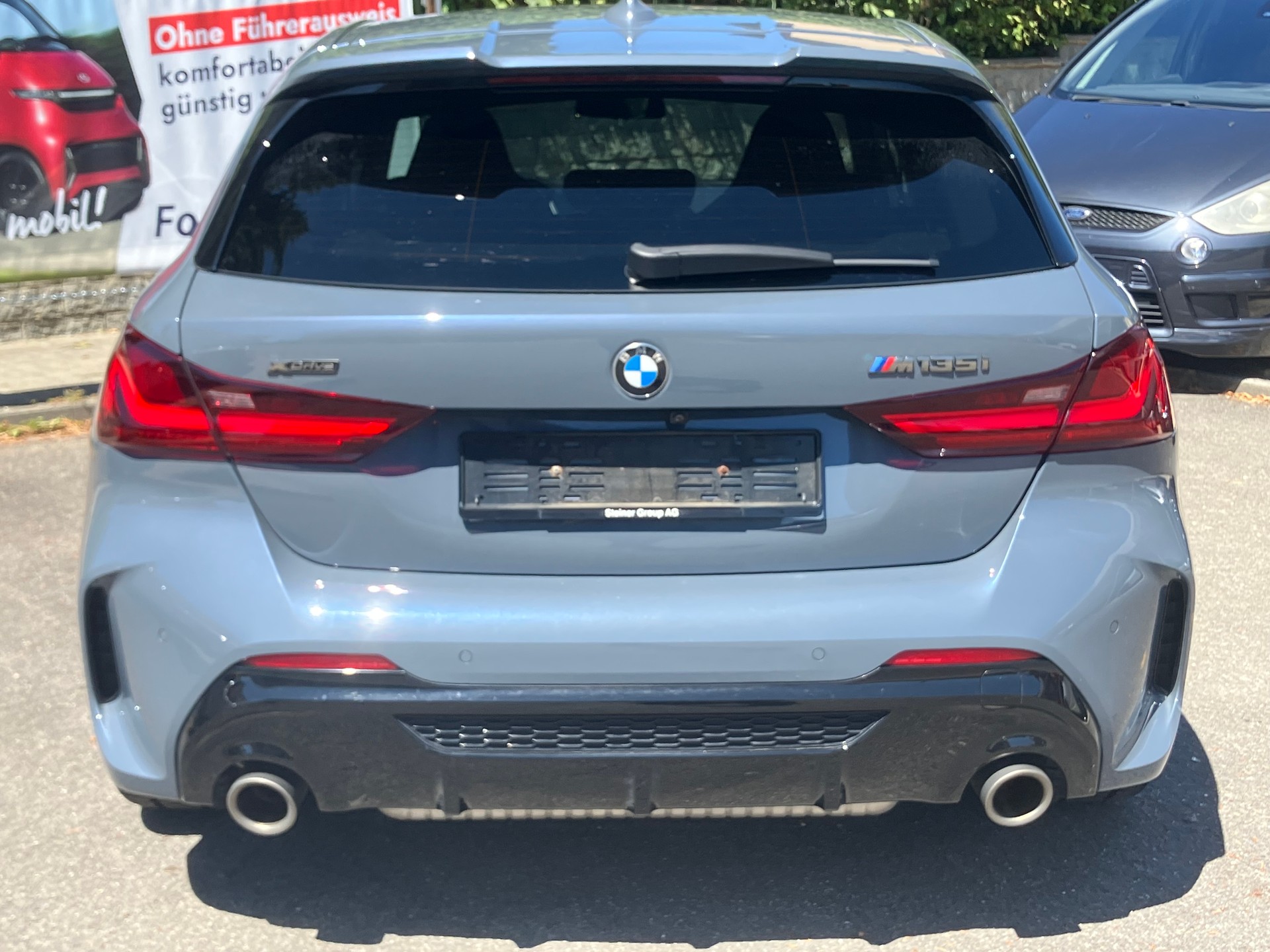 BMW M135i xDrive Steptronic-image-4