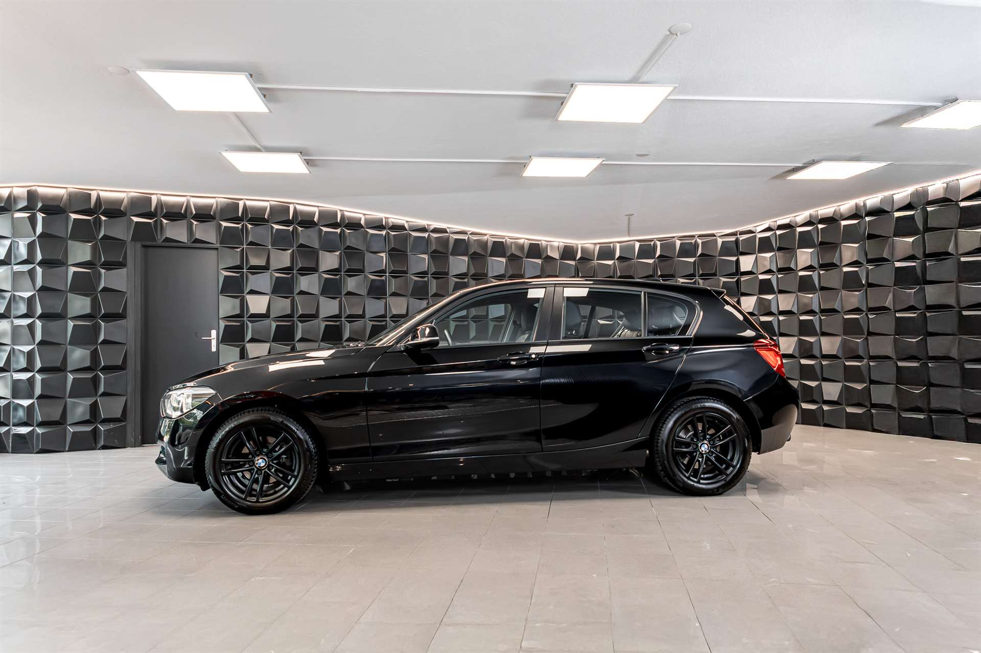 BMW 116i Steptronic-image-1