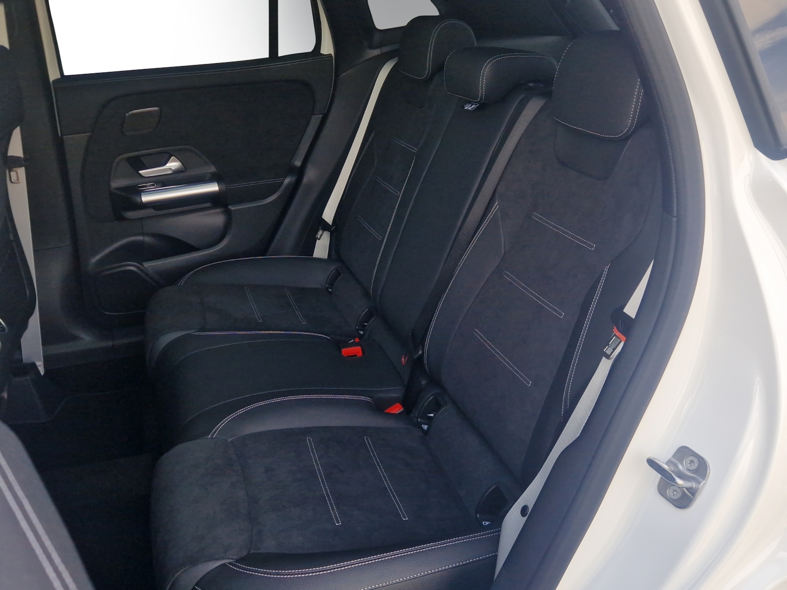 Image MERCEDES-BENZ GLA-220 GLA 220 4Matic 8G-DCT
