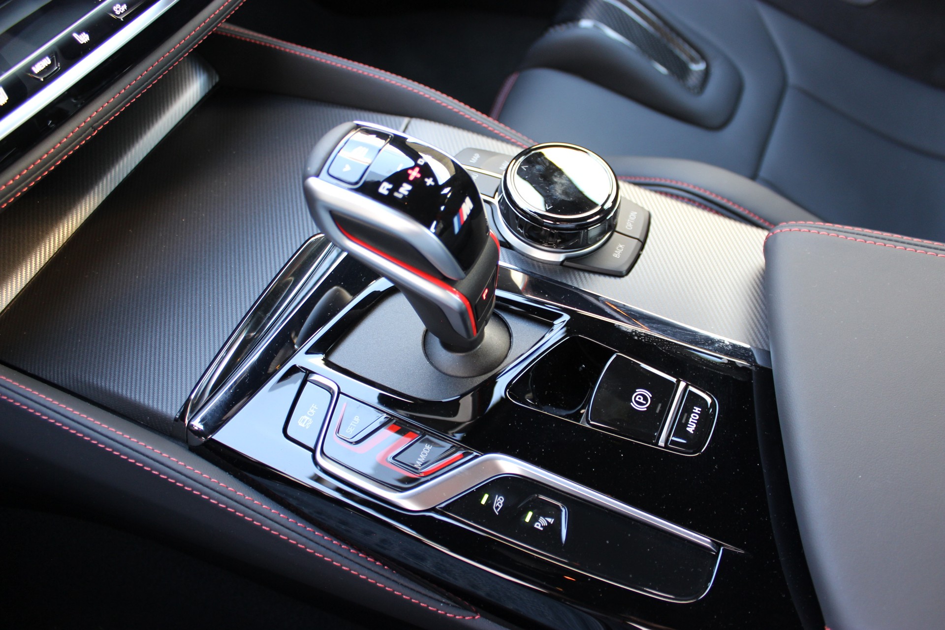 BMW M5 xDrive CS *SAMMLERZUSTAND*-image-9