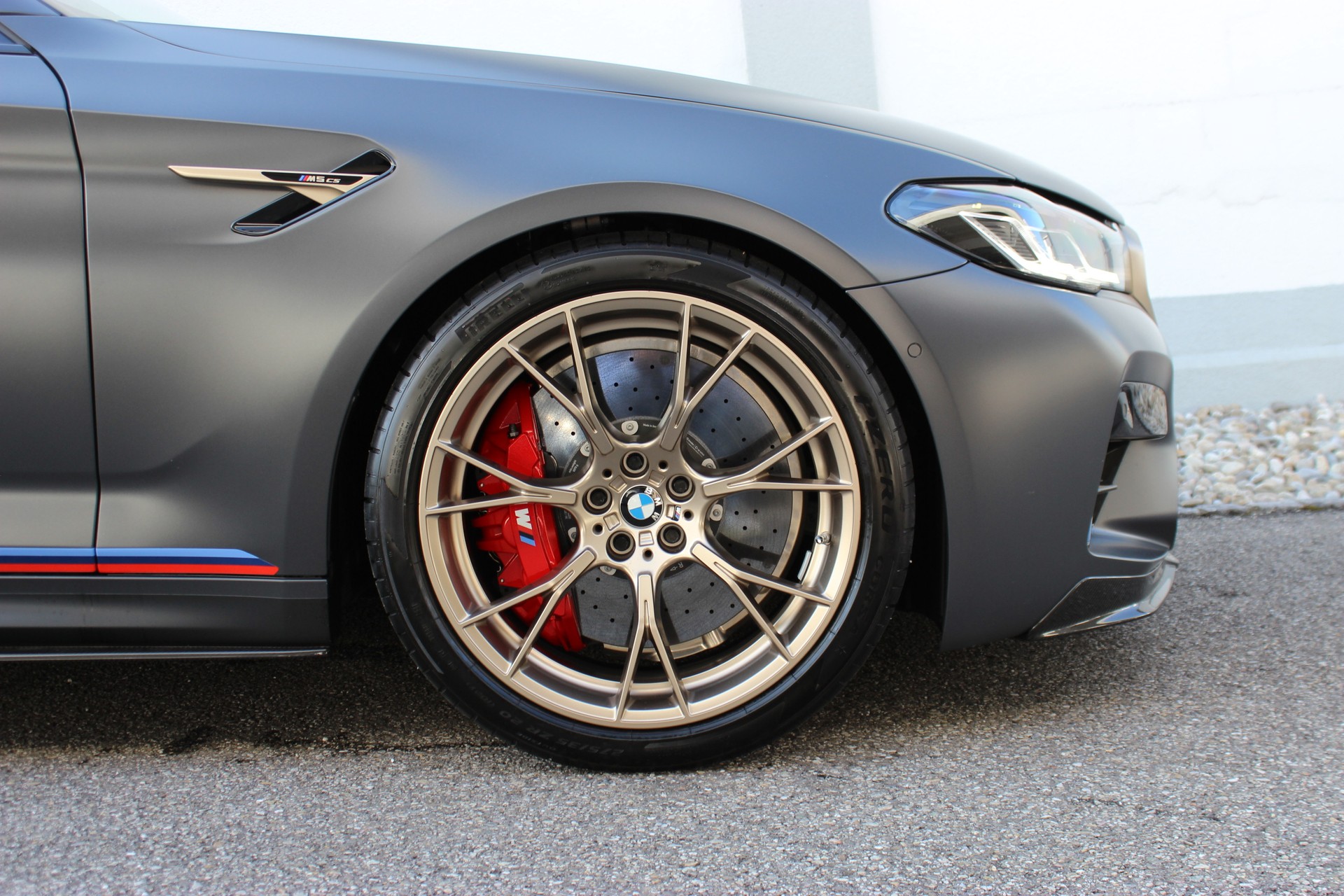 BMW M5 xDrive CS *SAMMLERZUSTAND*-image-6