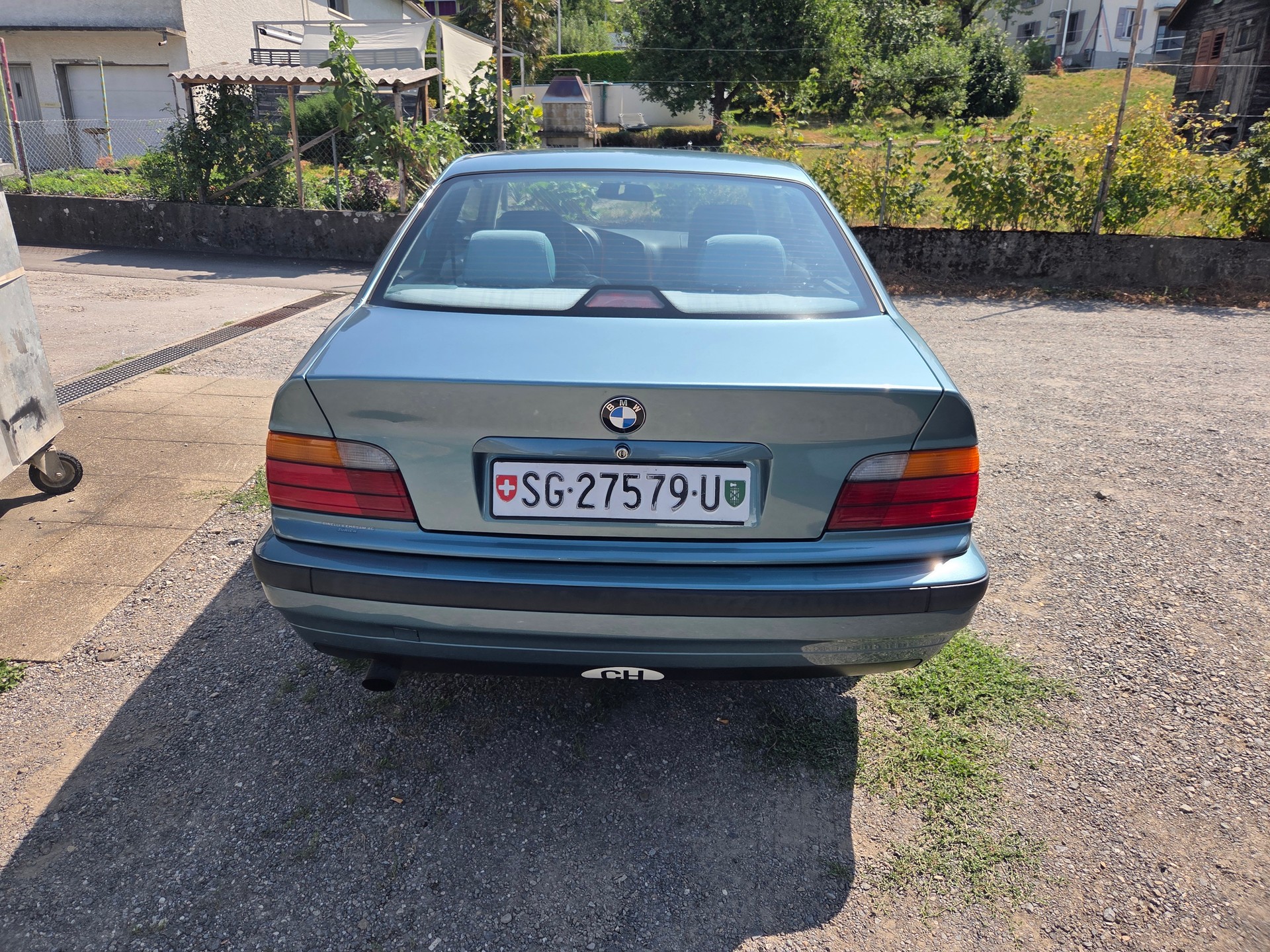 BMW 320i A Coupé-image-3