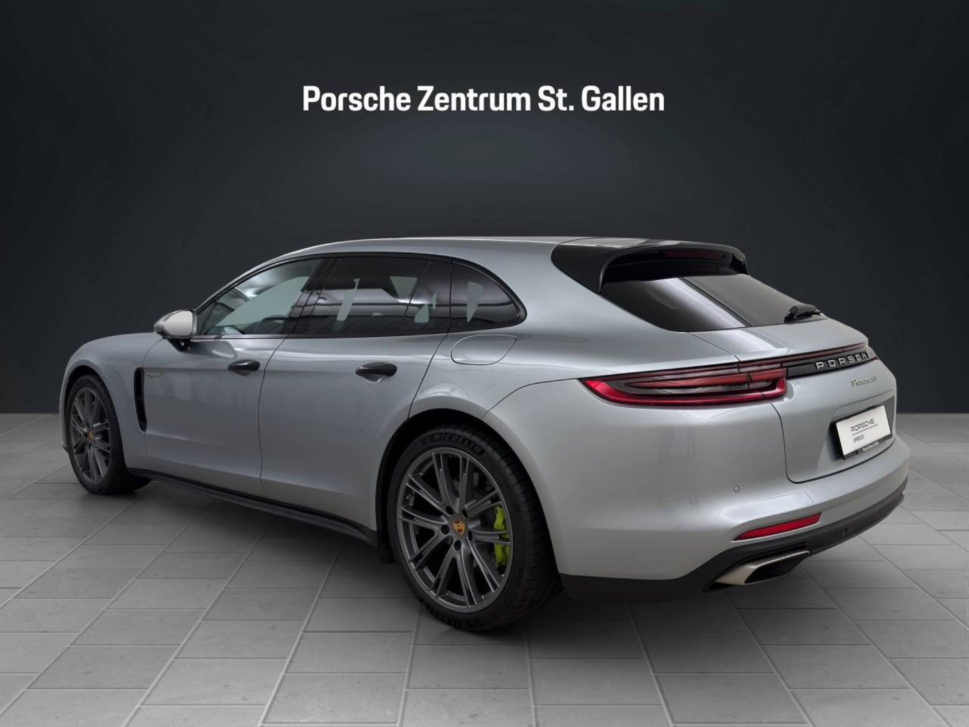 PORSCHE Panamera 4 E-Hybrid Sport Turismo-image-2