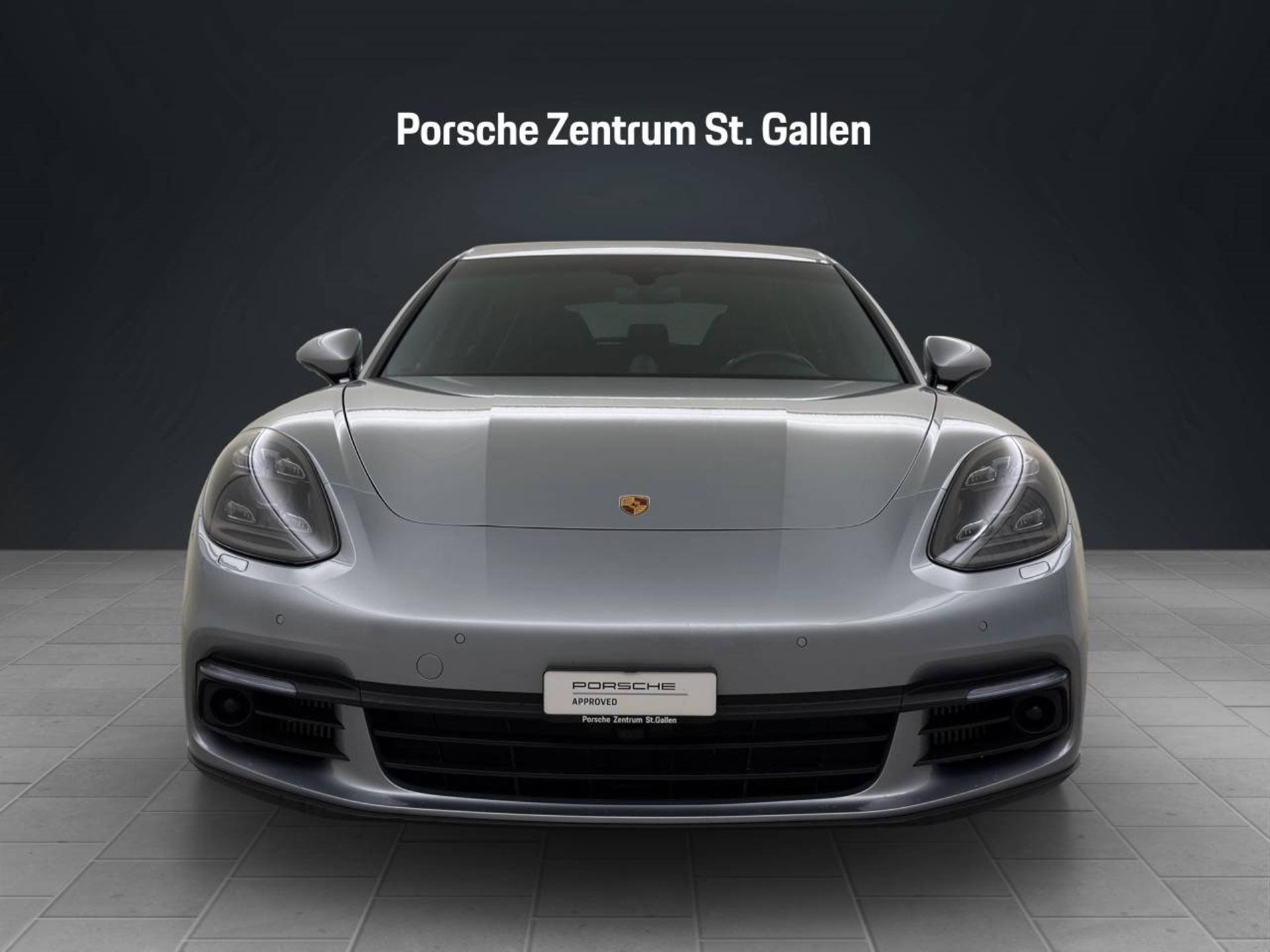PORSCHE Panamera 4 E-Hybrid Sport Turismo-image-9